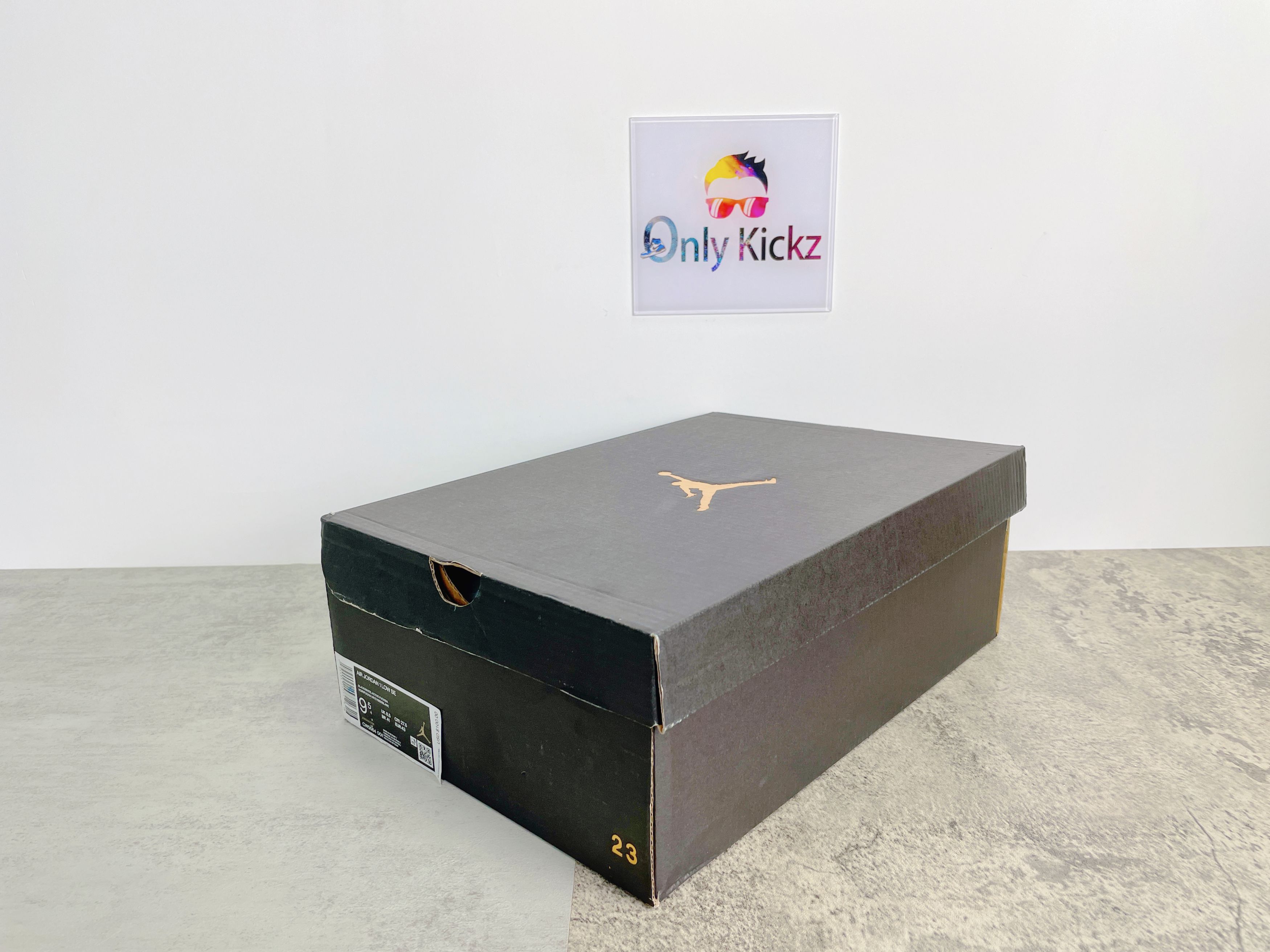 1's Low Black Active Fuchsia Cyber​​