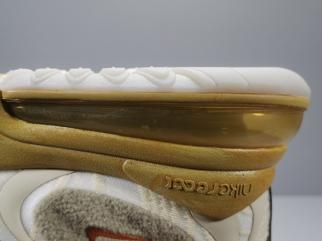 Air Max 270 React ENG Travis Scott Cactus Trails