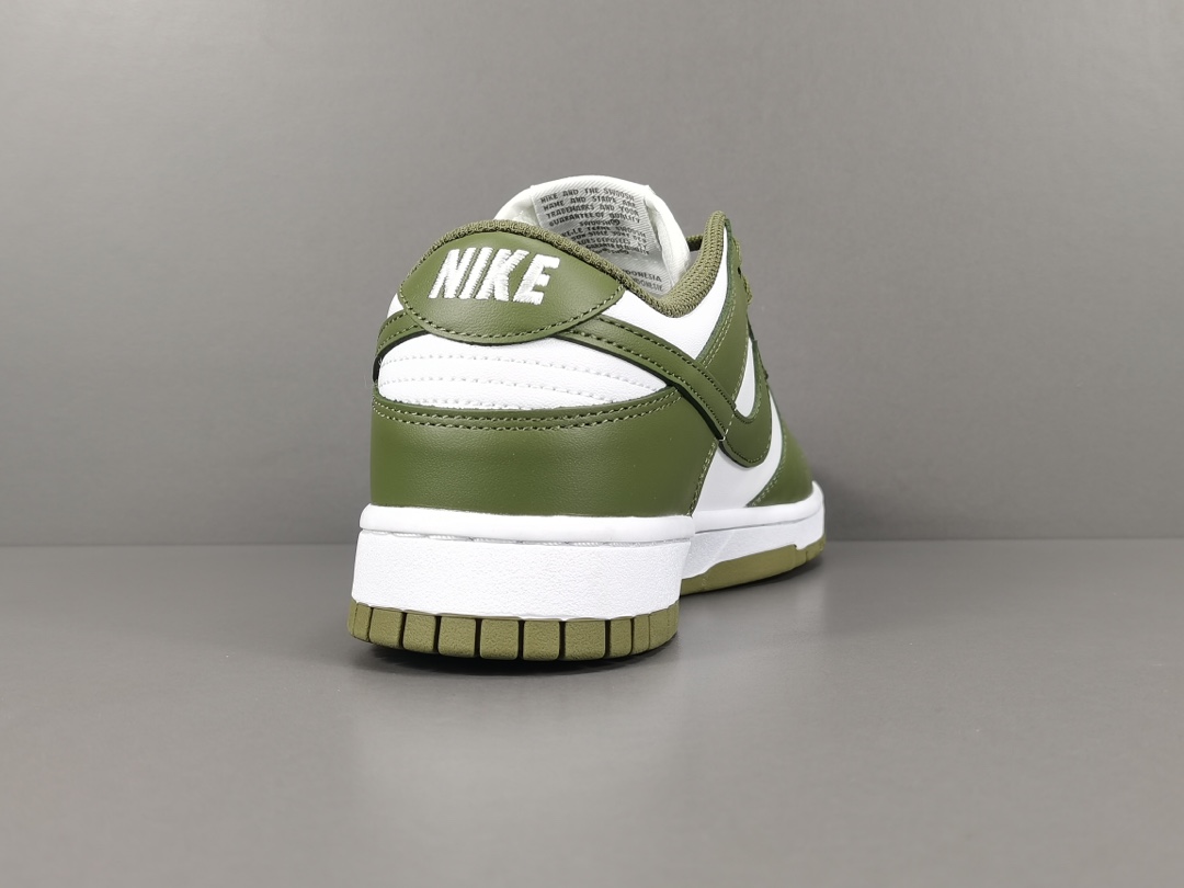 Dunk Low Medium Olive