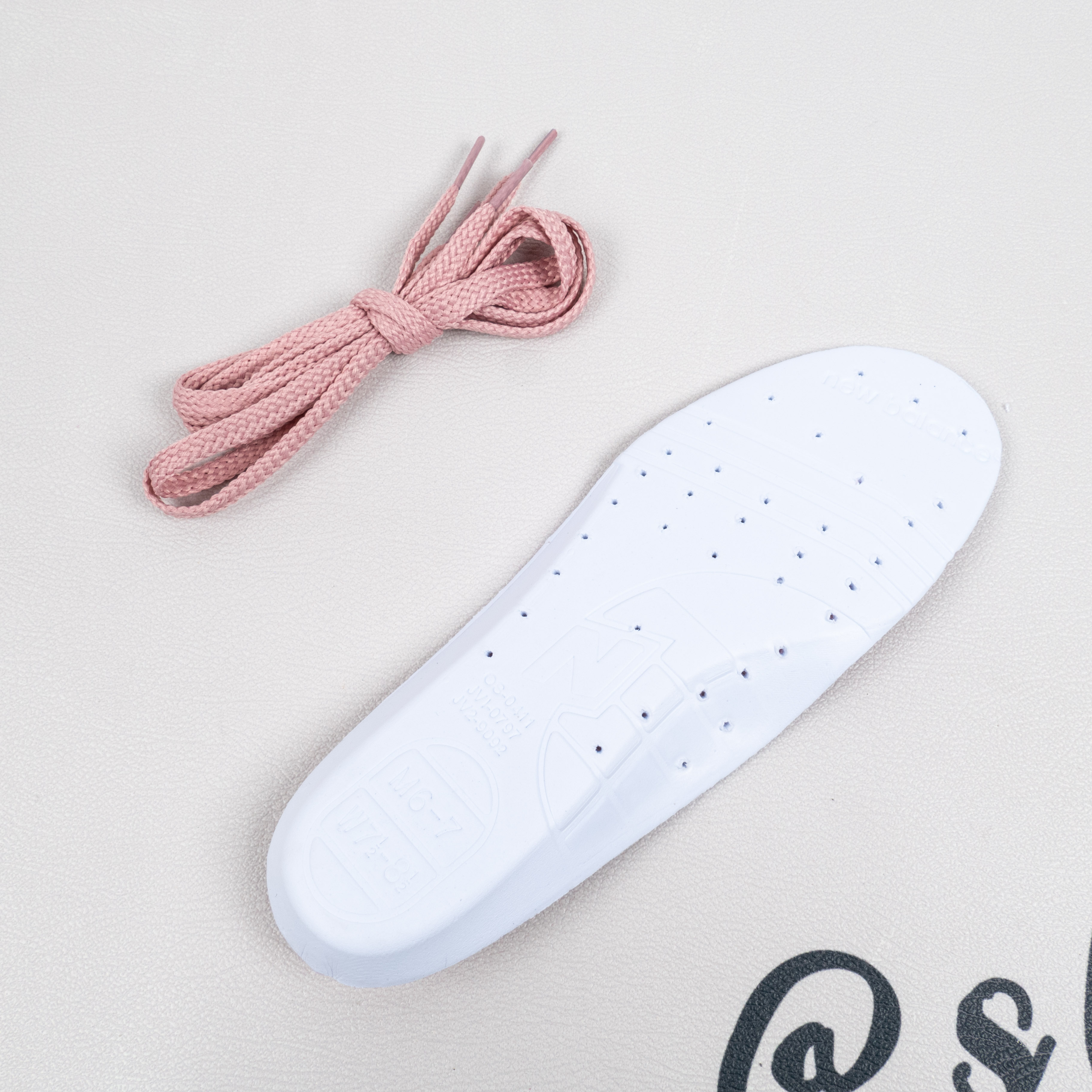 【Free Shipping】NB 770.9 白粉休闲运动鞋 W7709DB