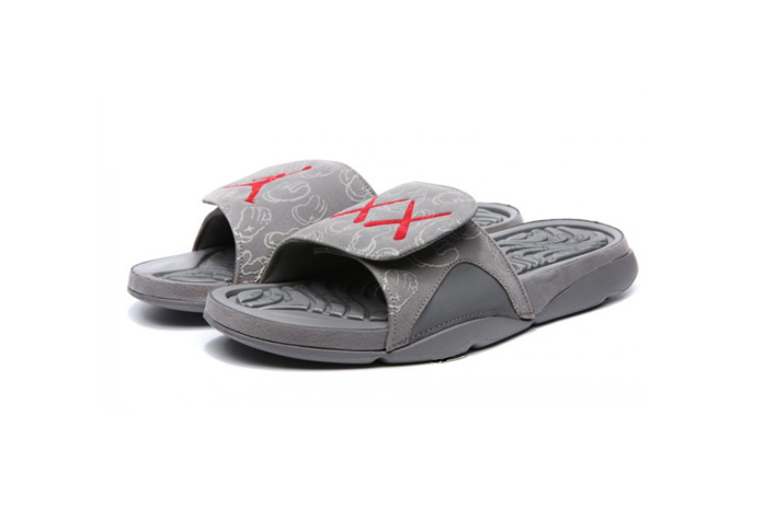 KAWS Hydro 4 Cool Grey