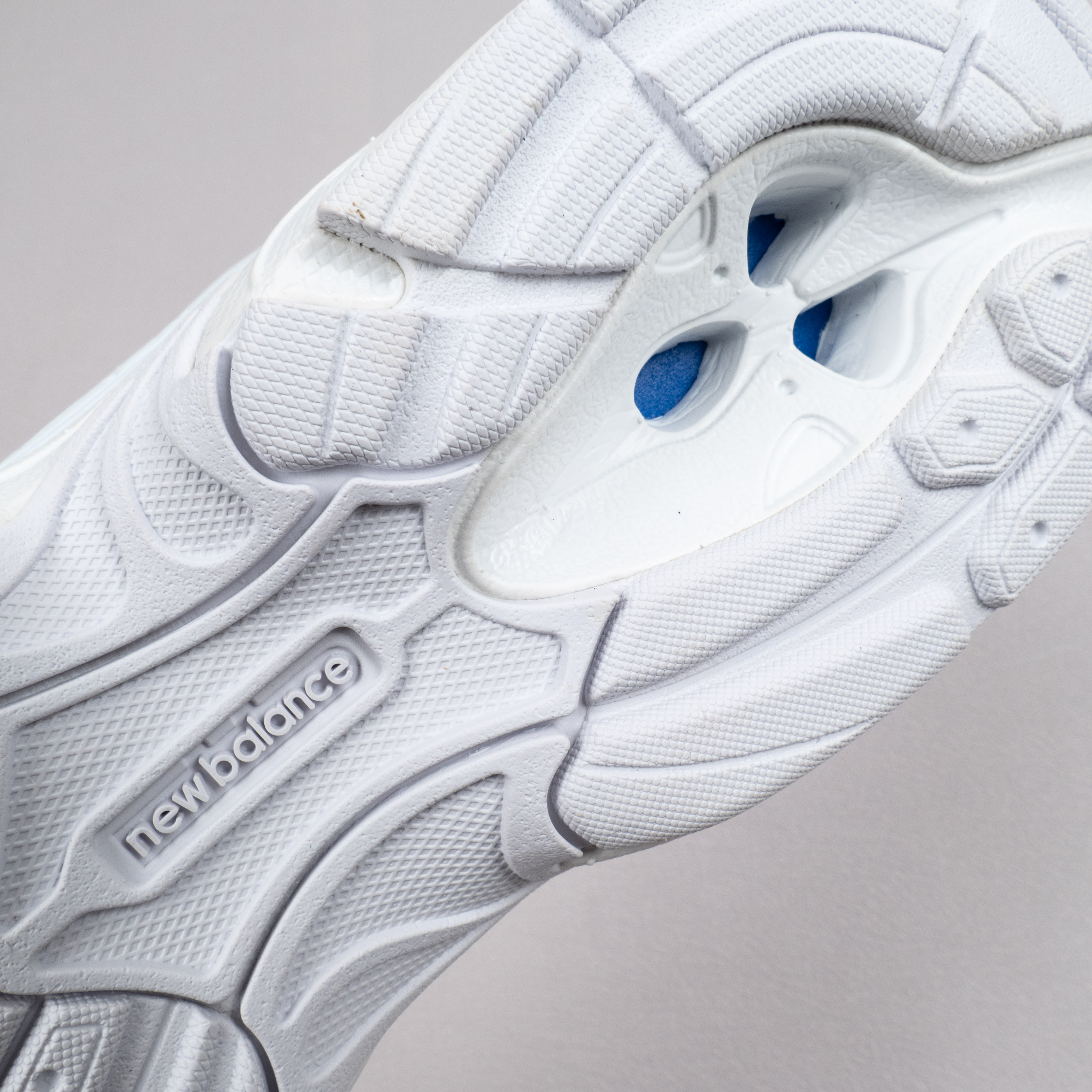 【Free Shipping】 NB530系列复古跑步鞋老爹鞋 MR530SK