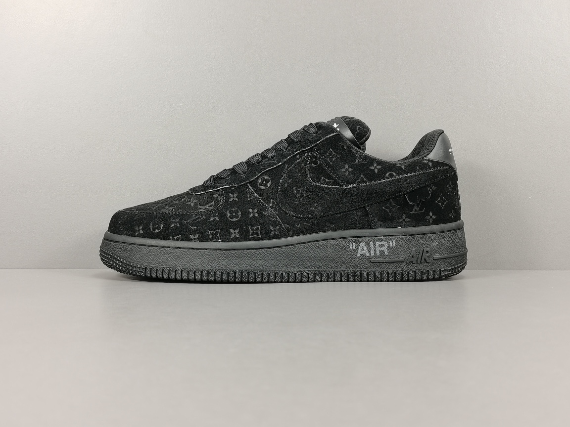 By Virgil Abloh Black