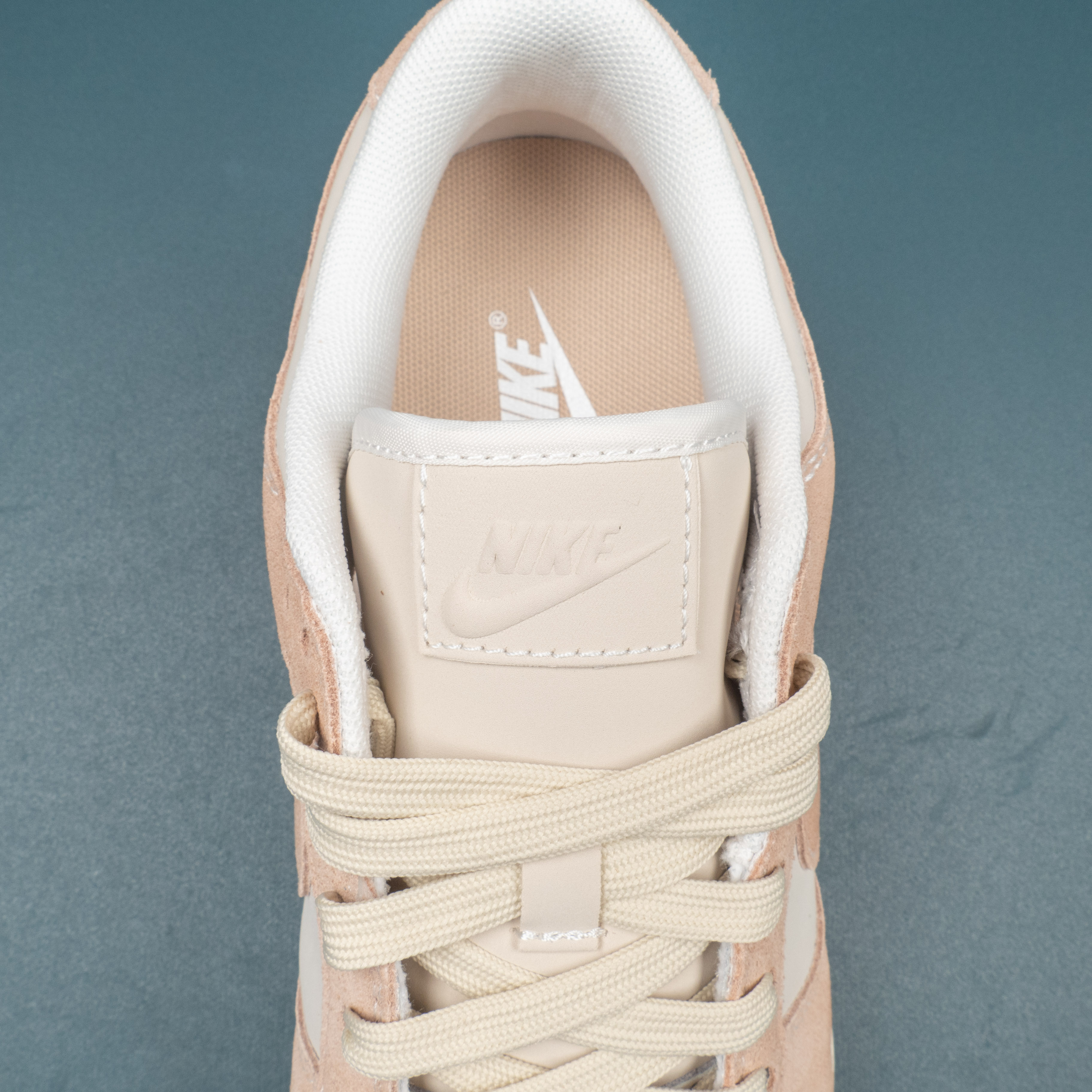 Dunk Low SE Sand Drift