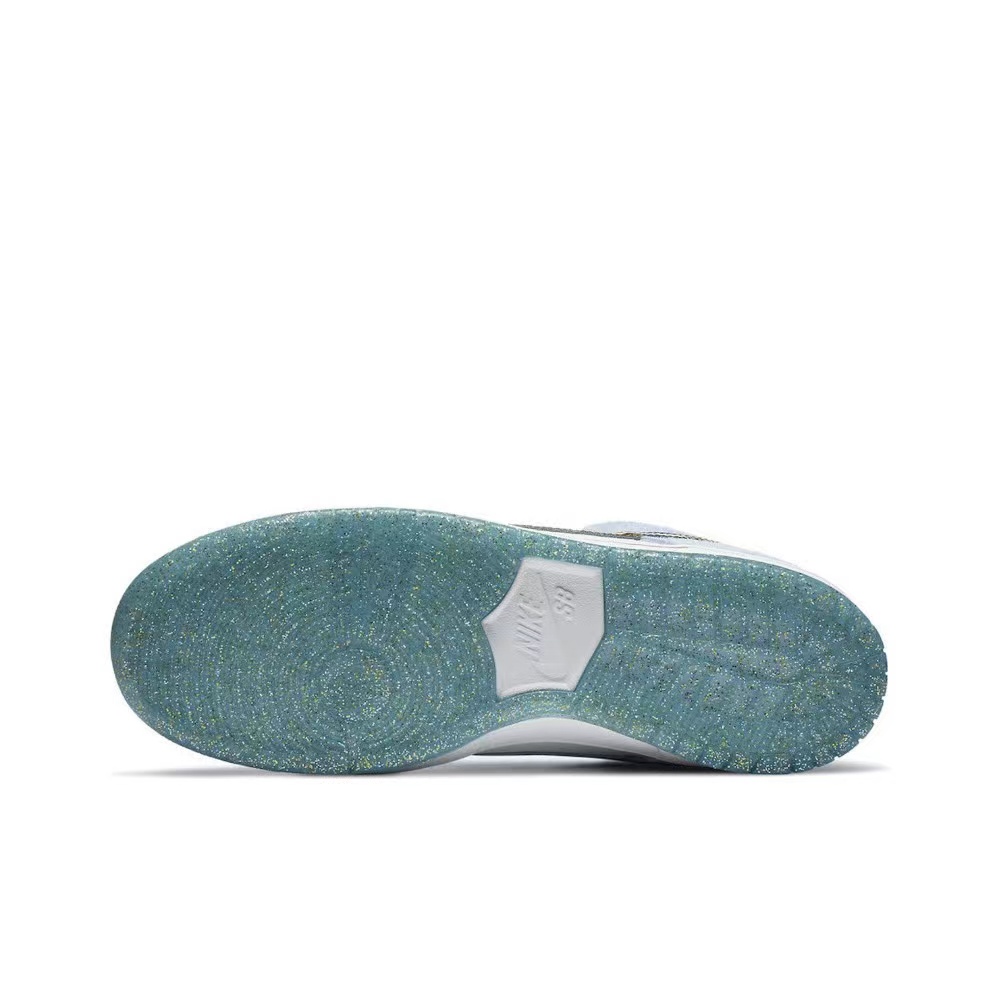 SB Dunk Low Sean Cliver
