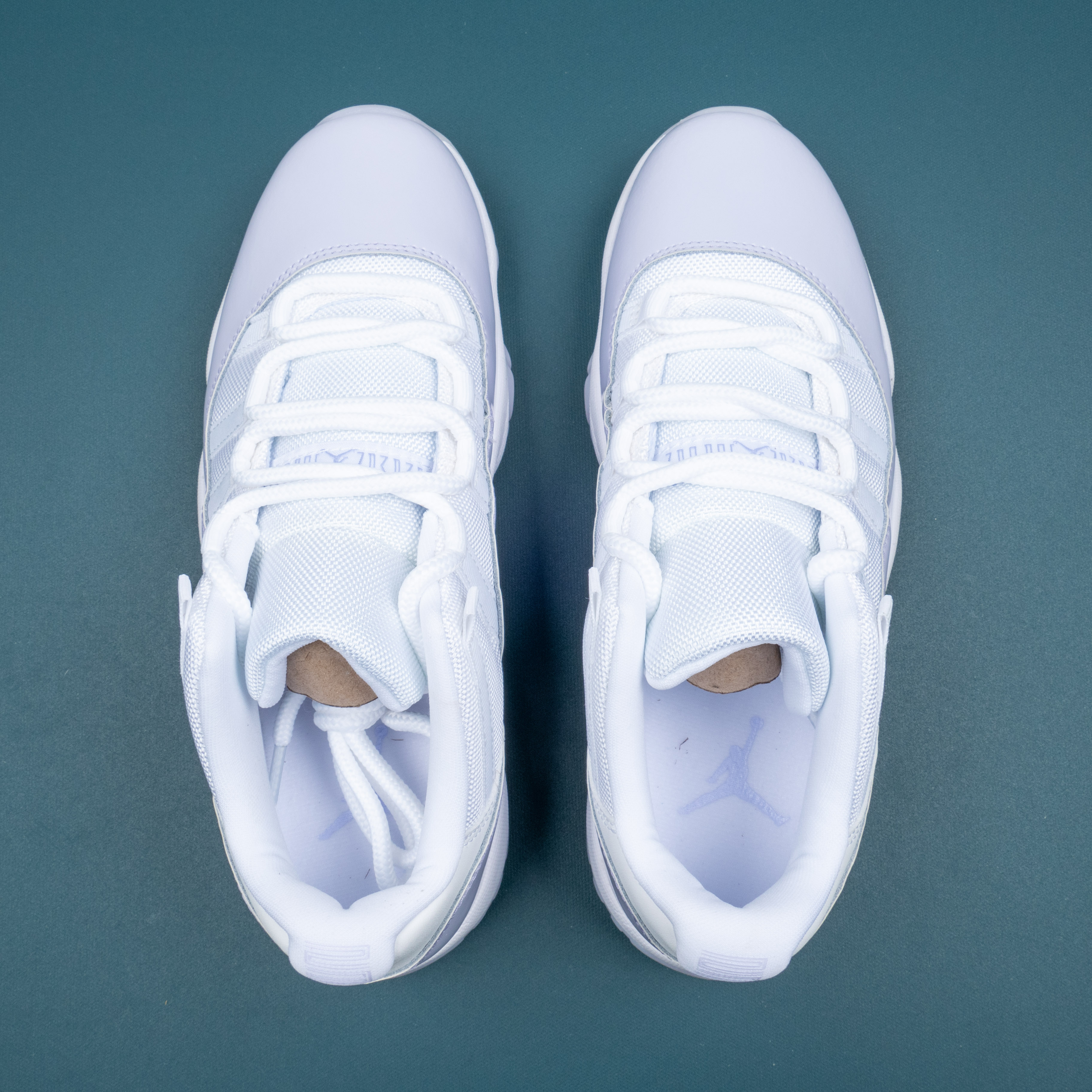 11s Retro Low Pure Violet