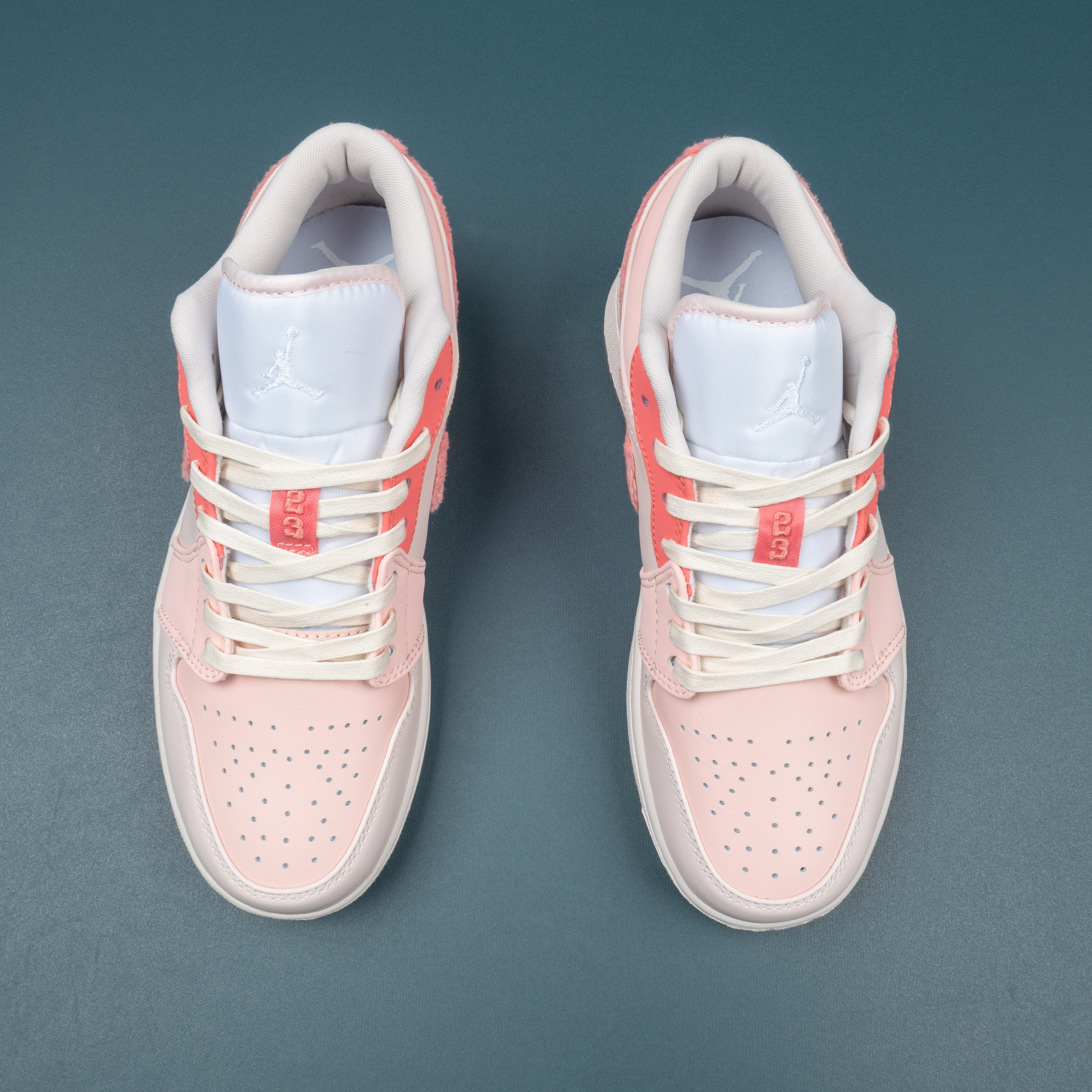 1s Low SE Mighty Swooshers Pink (W)