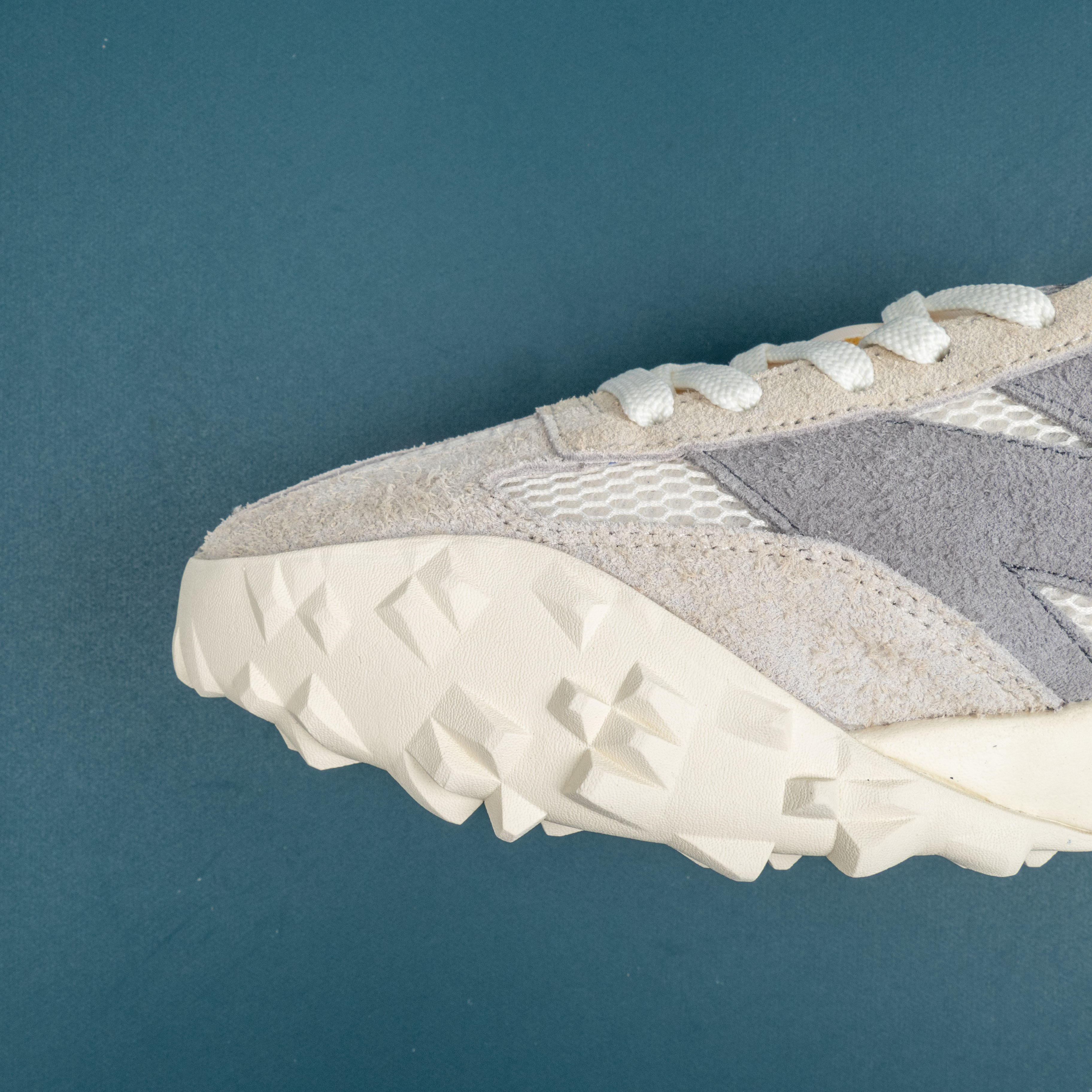 Art of Nothing' Angora Natural Gum