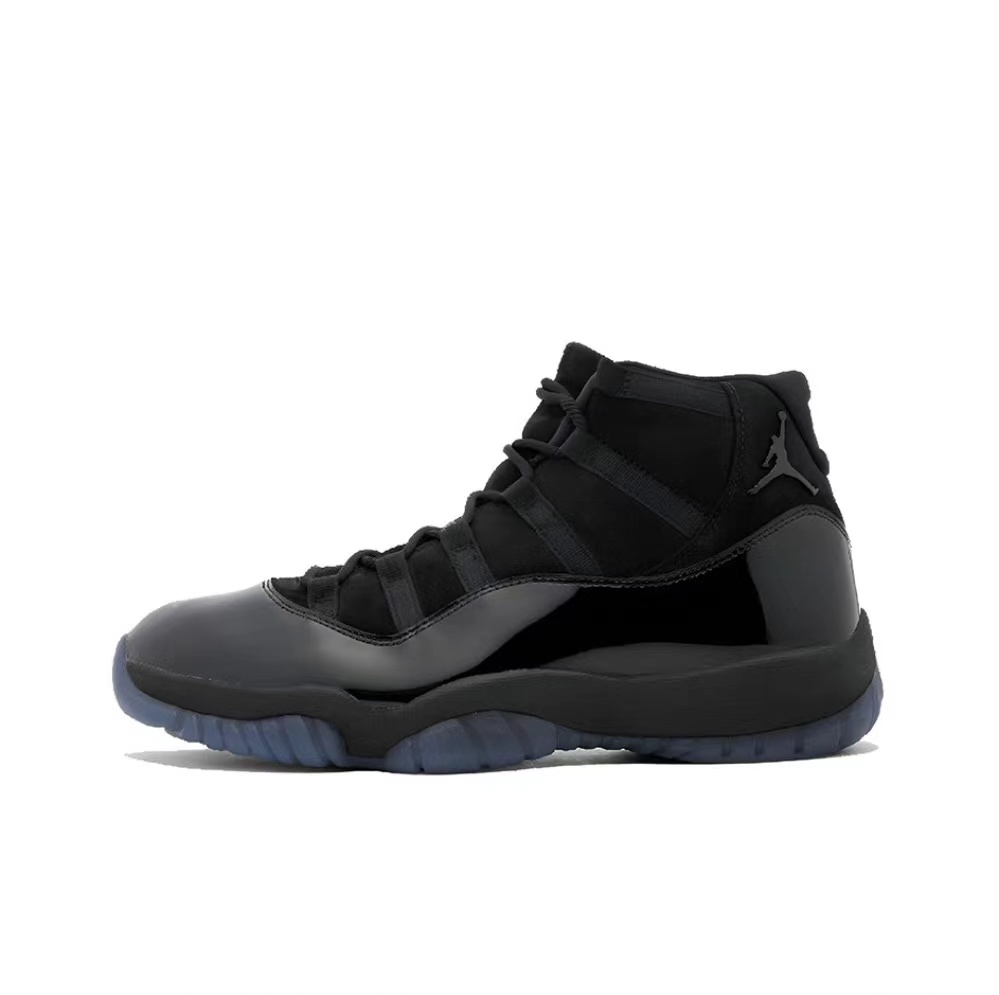 11's Retro Cap and Gown
