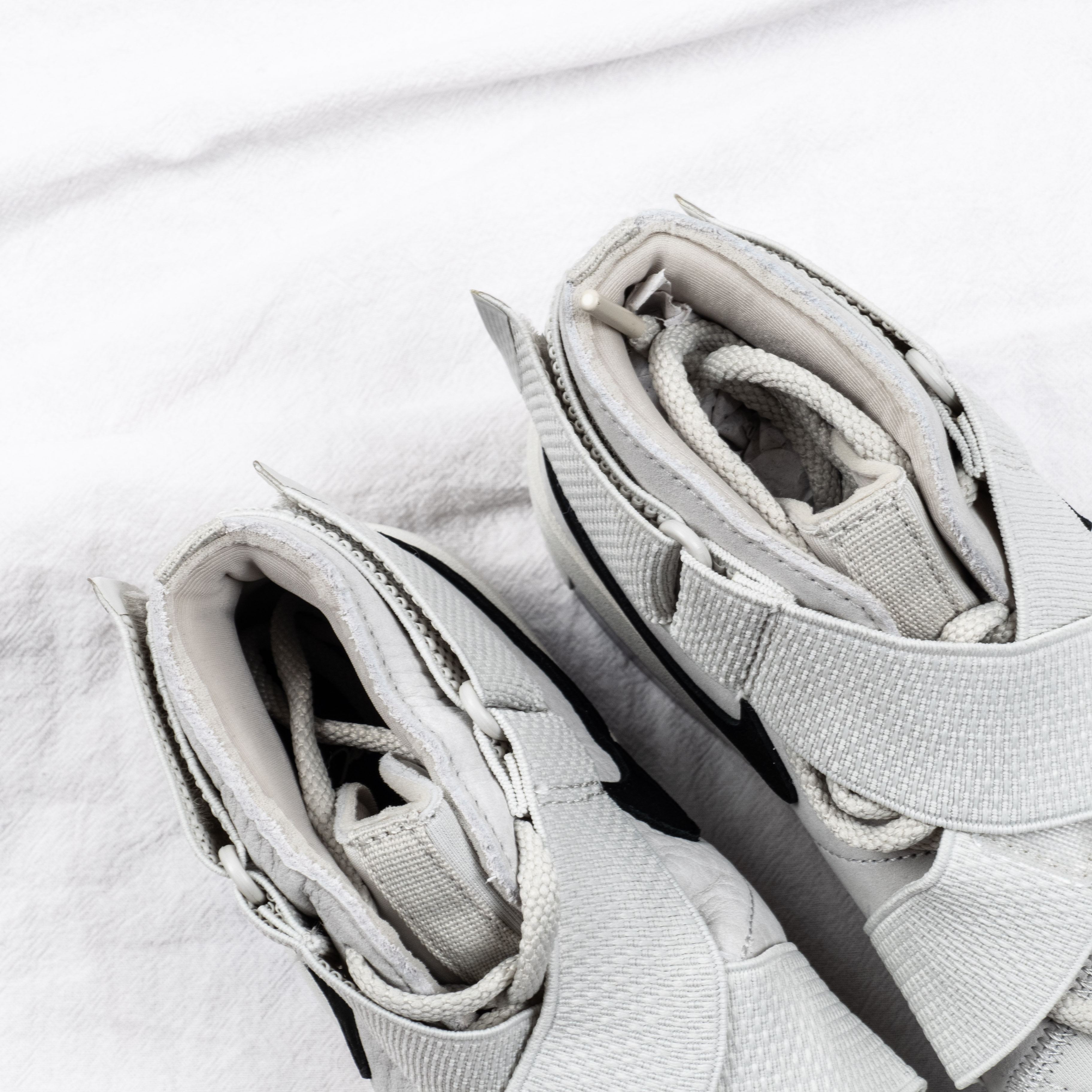 Air Fear of God Raid Light Bone