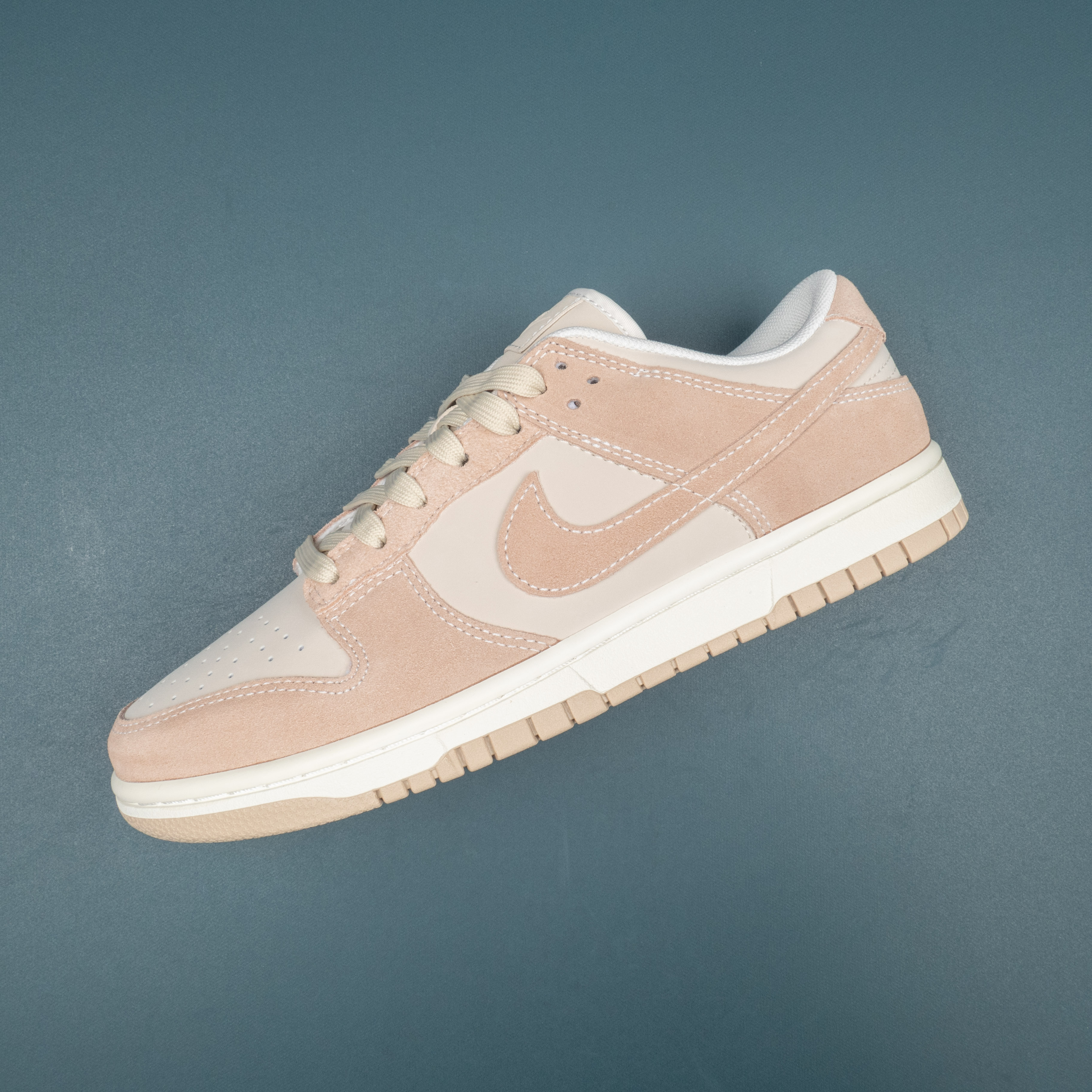 Dunk Low SE Sand Drift