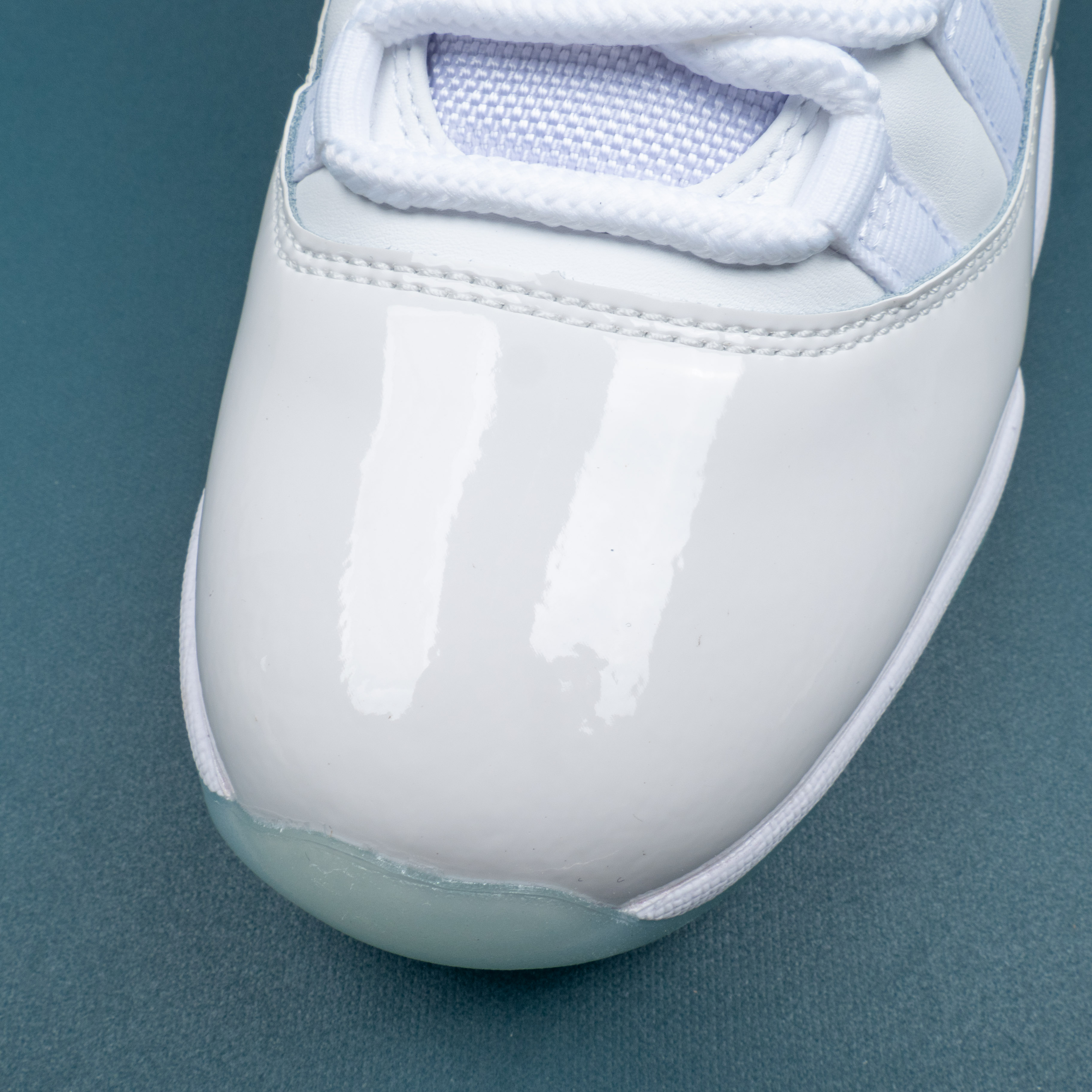 11s Retro Legend Blue (2014)