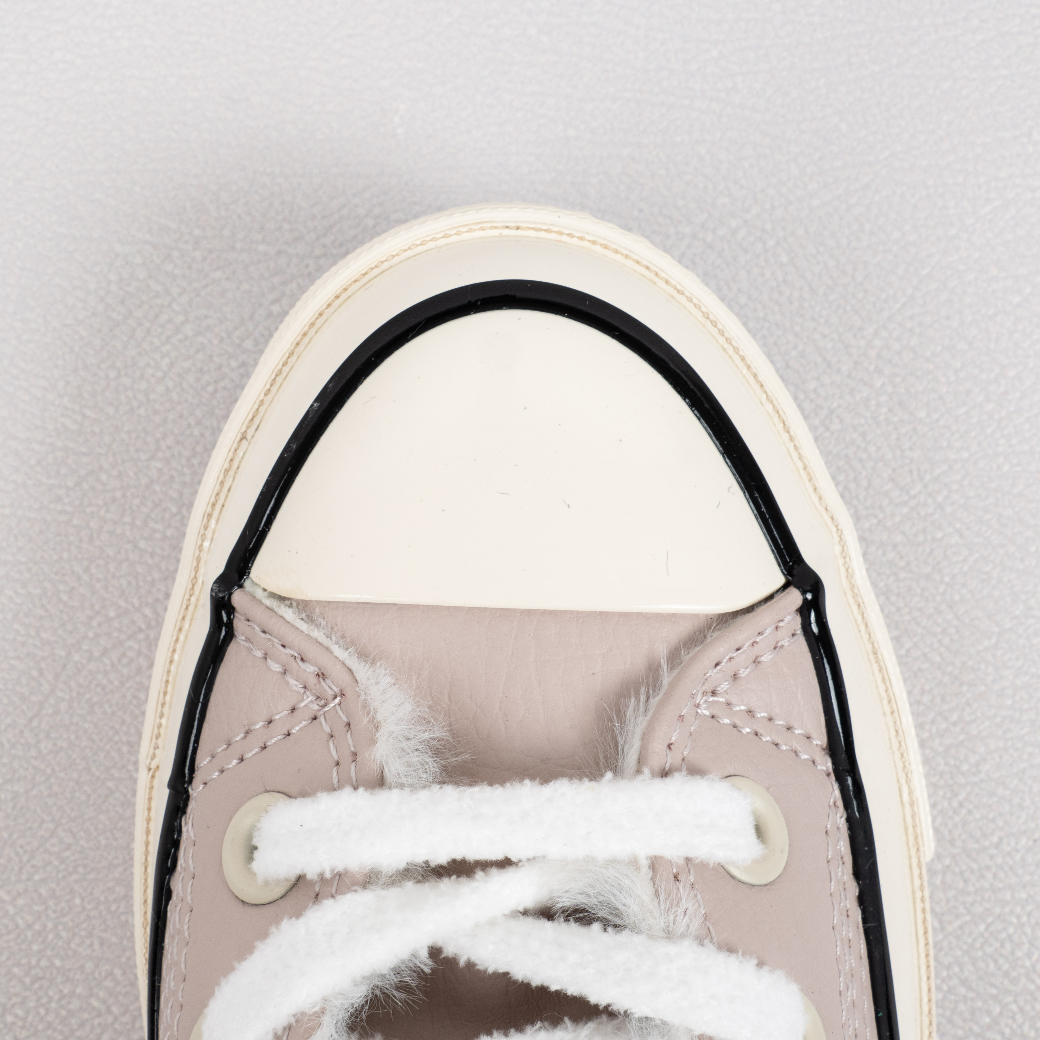 [Free Shipping] 男女鞋 Converse Chuck 70s 皮面加绒帆布板鞋569514C