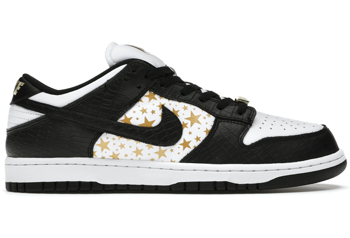 SB Dunk Low Supreme Stars Black DH3228-102