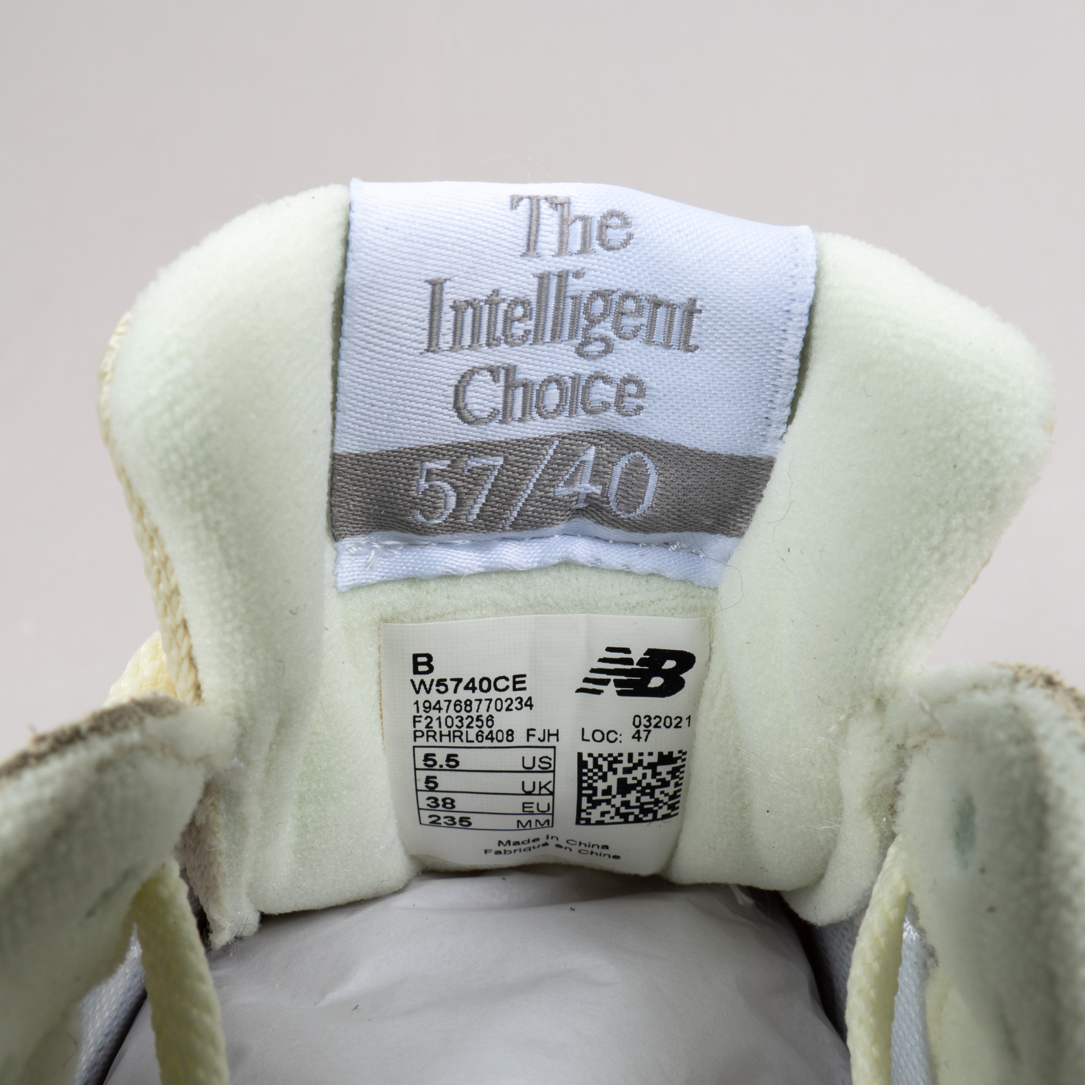 【Free Shipping】5740系列 复古休闲运动跑鞋 W5740CE