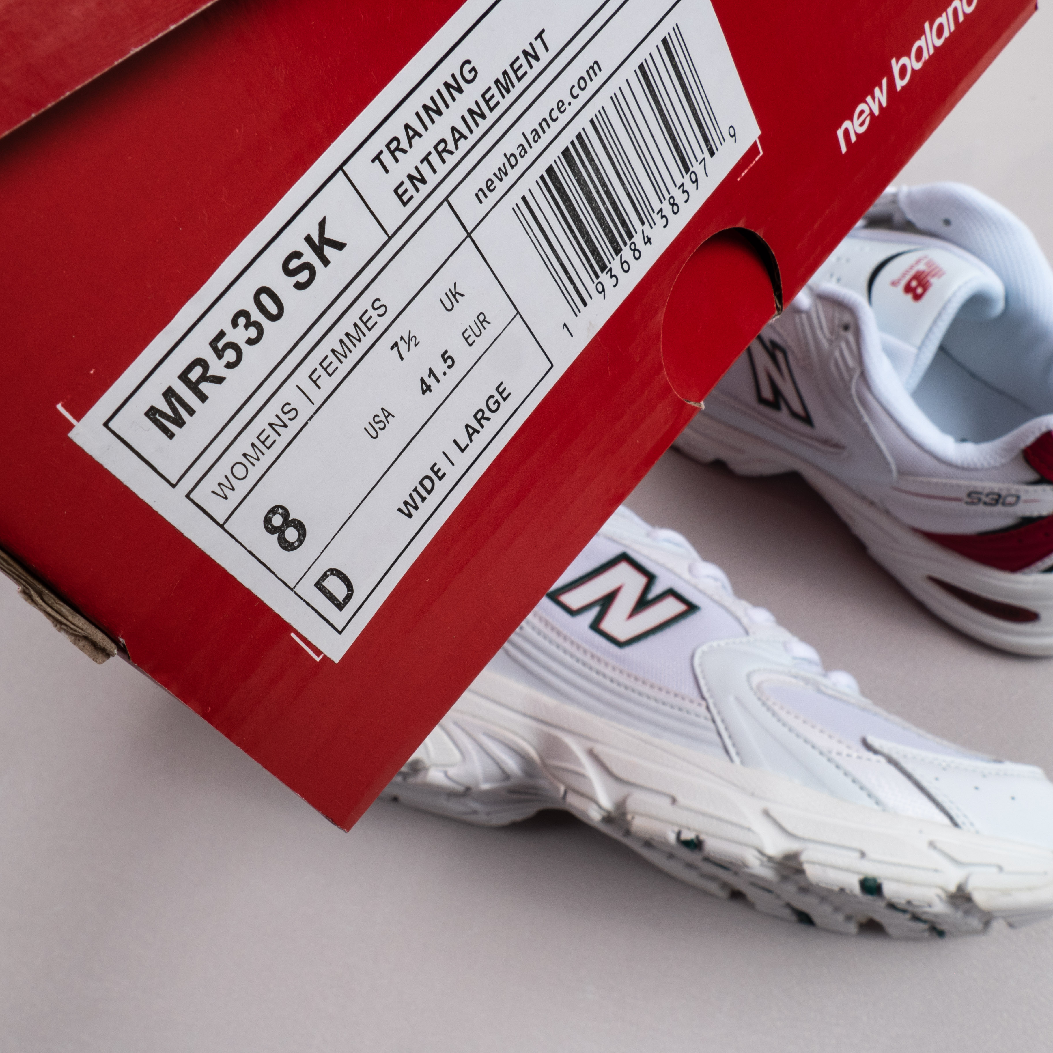 【Free Shipping】 NB530系列复古跑步鞋老爹鞋 MR530SK