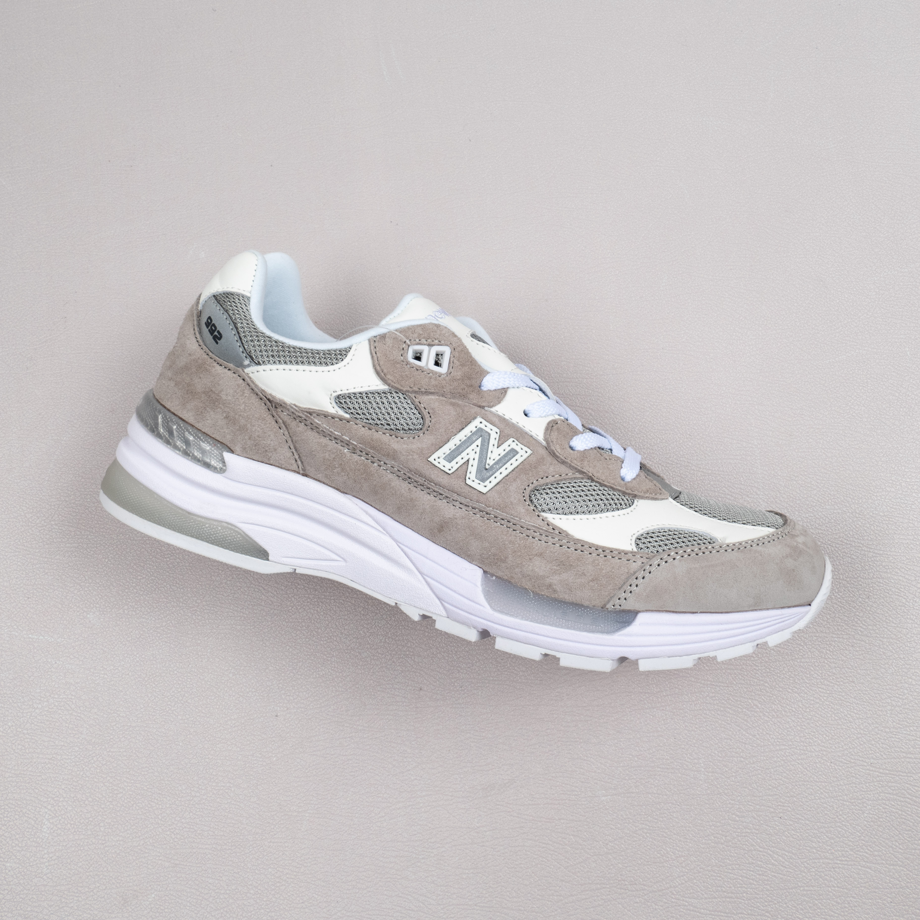 992 White Silver Nimbus Cloud