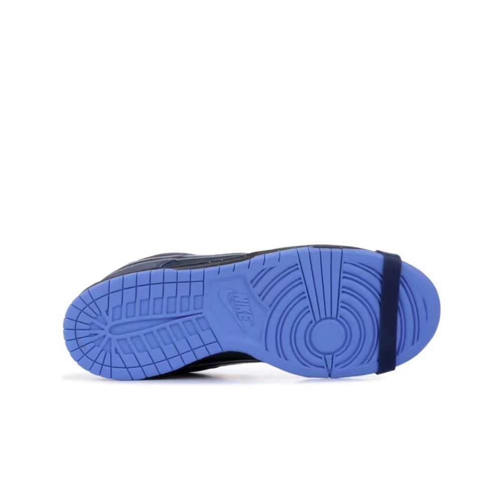 Dunk SB Low Blue Lobster (Regular Box)