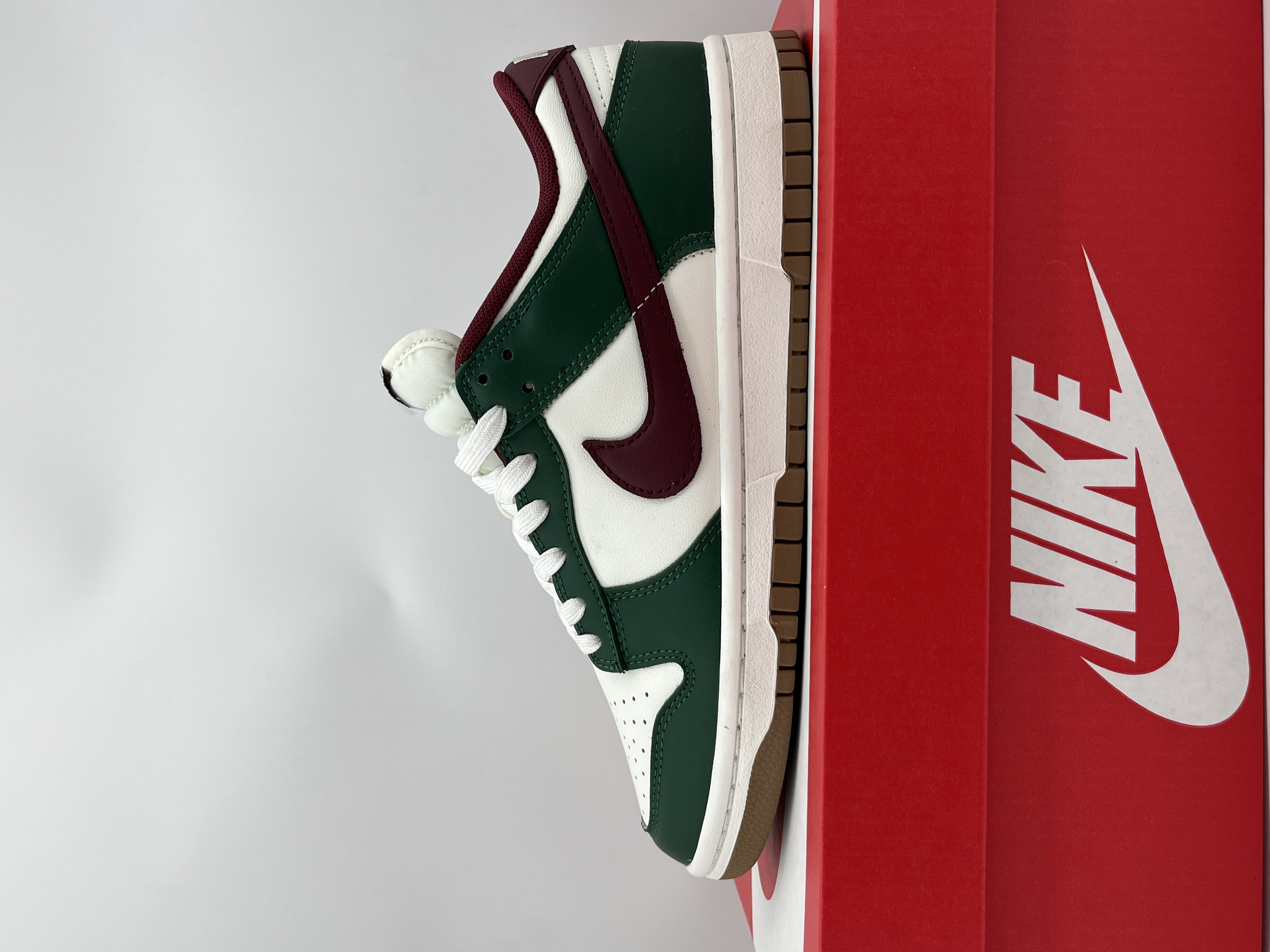 Dunk Low Gorge Green