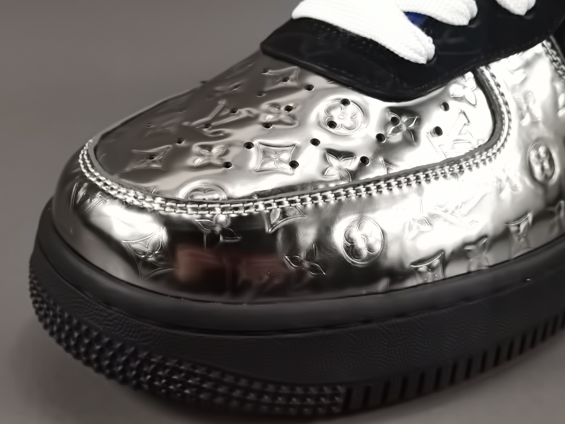 By Virgil Abloh Black Metallic Silver