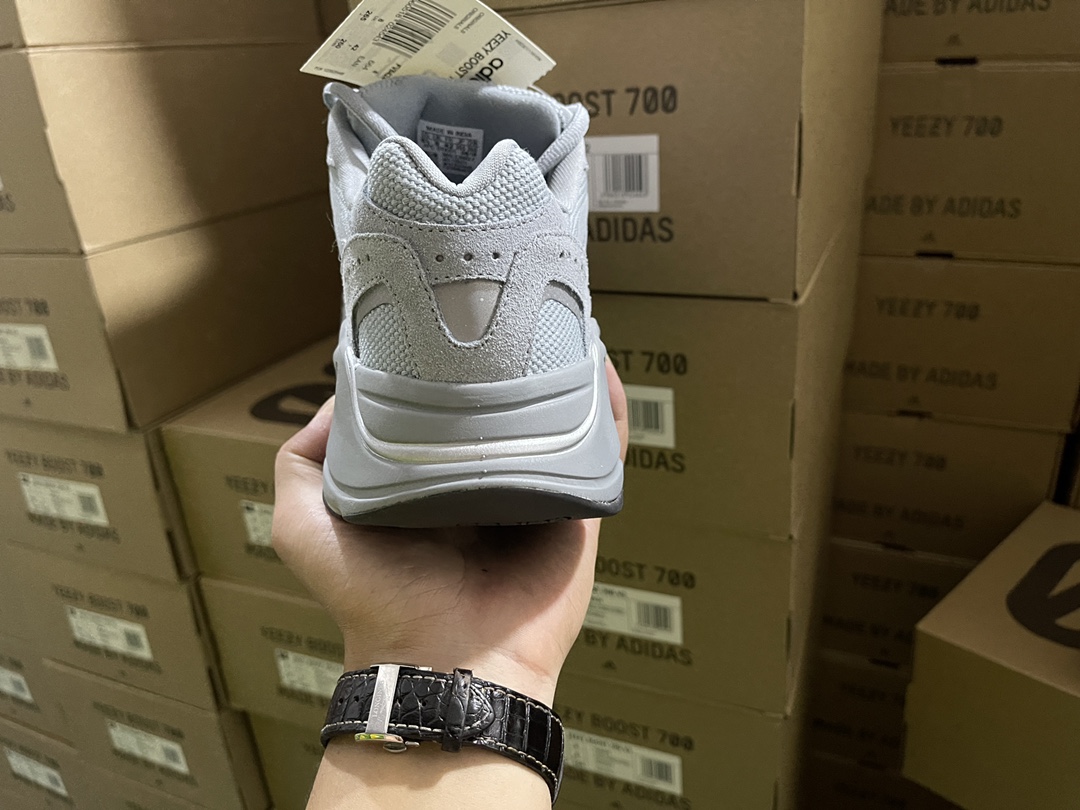 700 V2 Hospital Blue