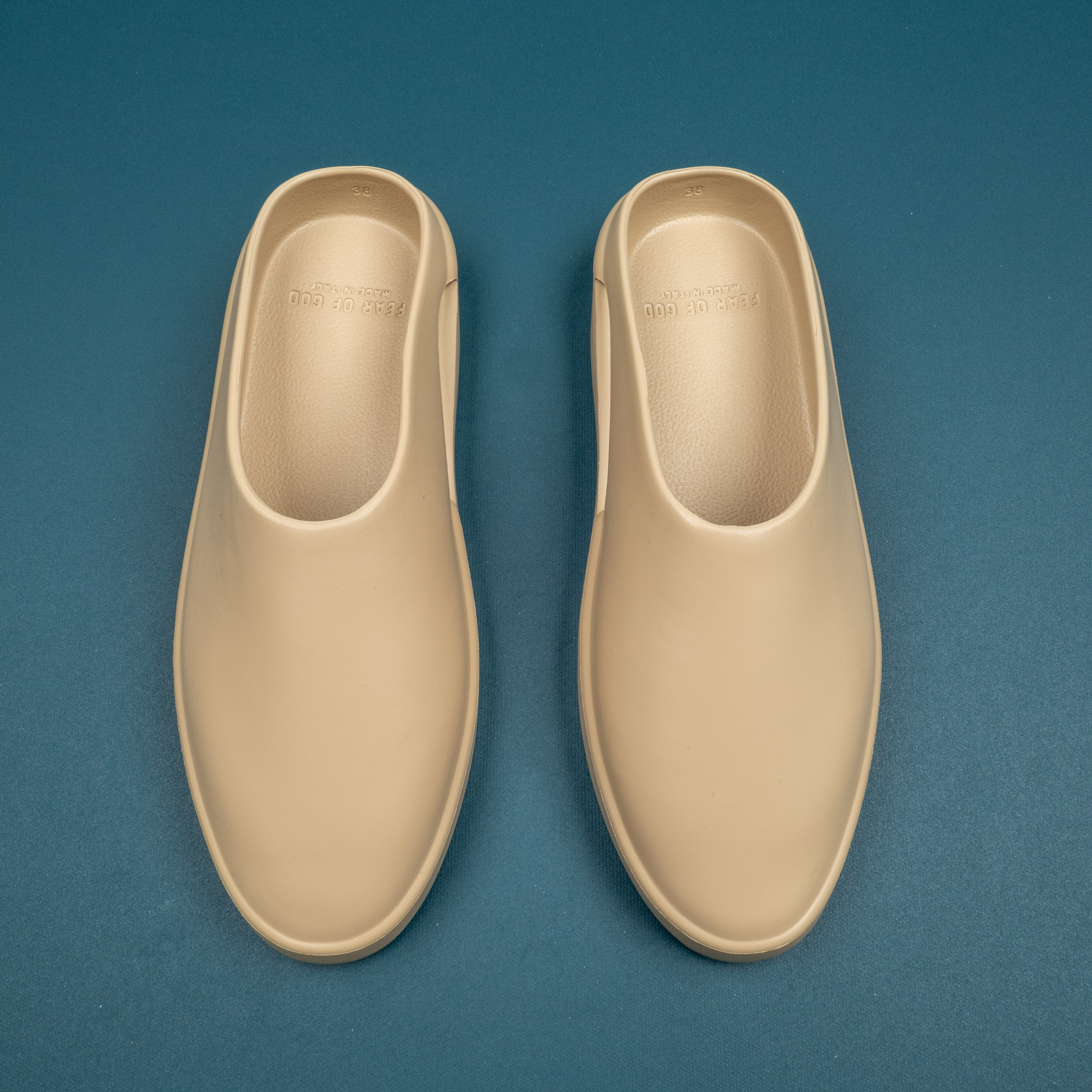 Caliornia One Stomp Almond