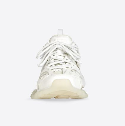 Track White Glow in the Dark