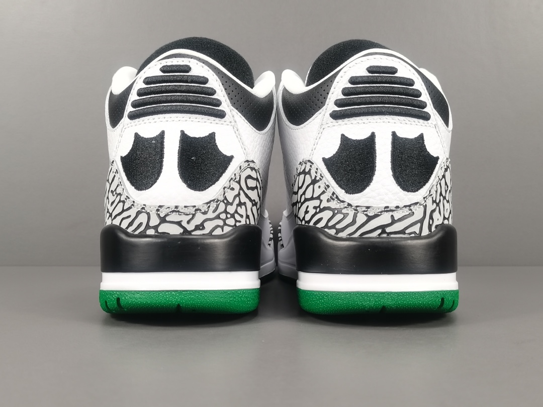 3's Retro Oregon Ducks Pit Crew White