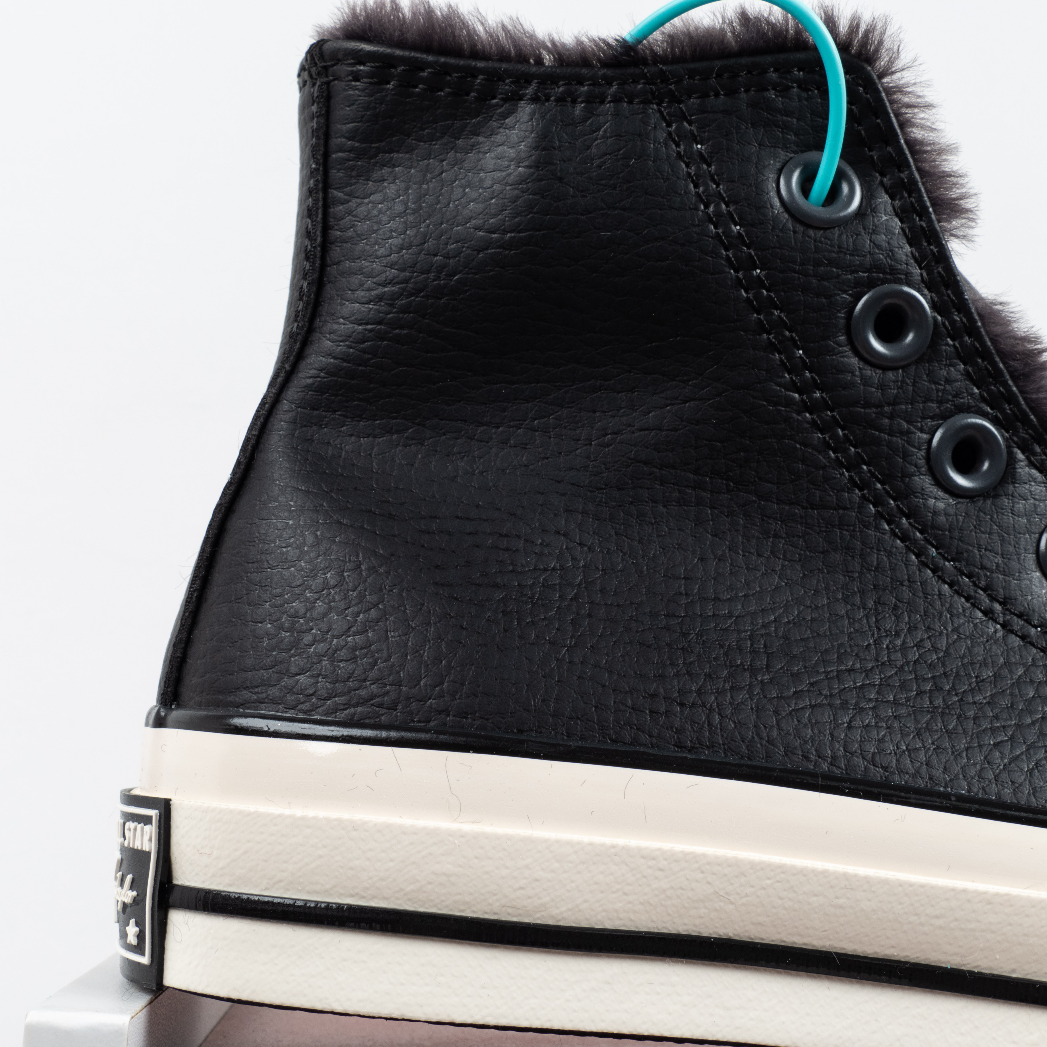 [Free Shipping]男女鞋 Converse Chuck 70s 皮面加绒帆布板鞋569516C