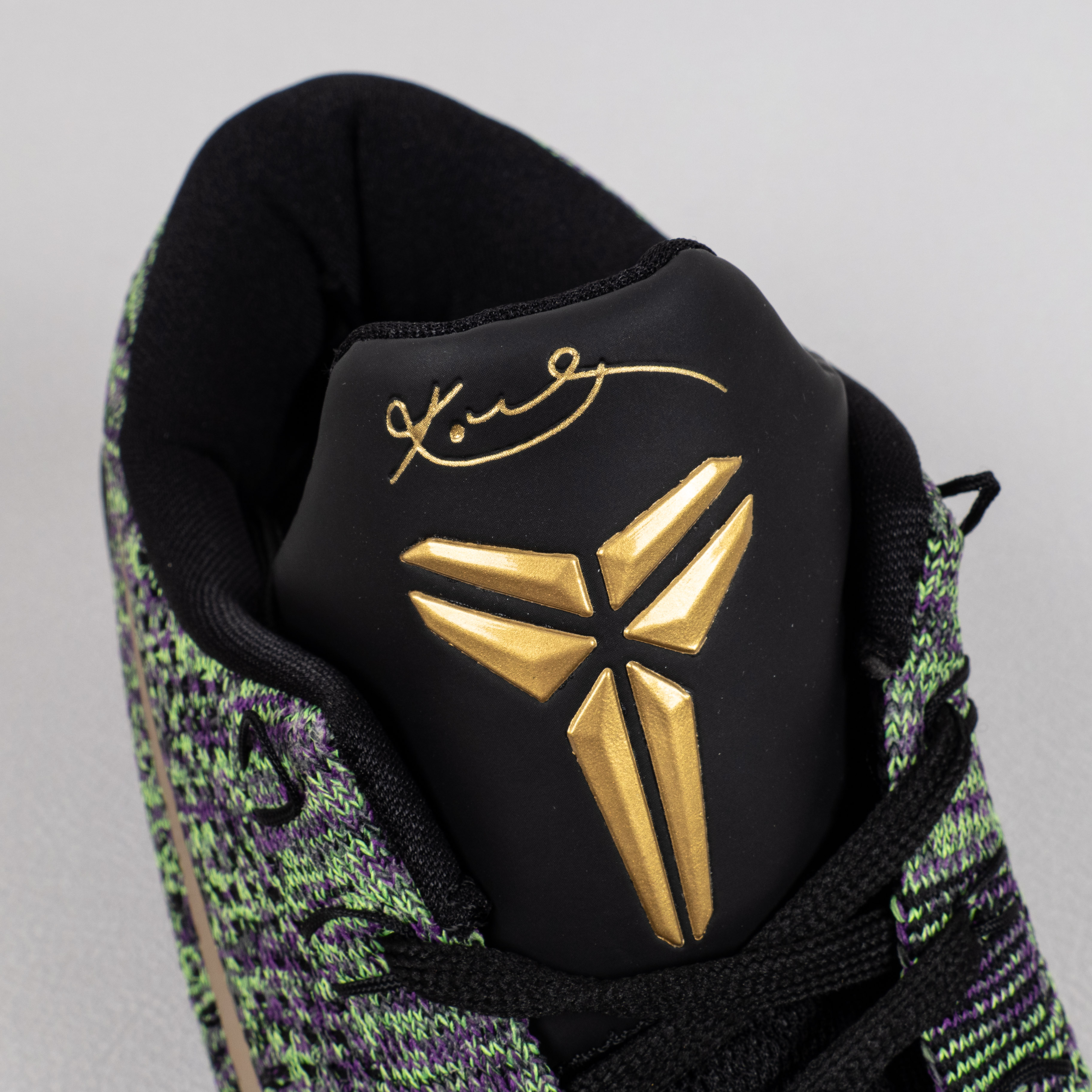 Kobe 9 Low Mamba Moment