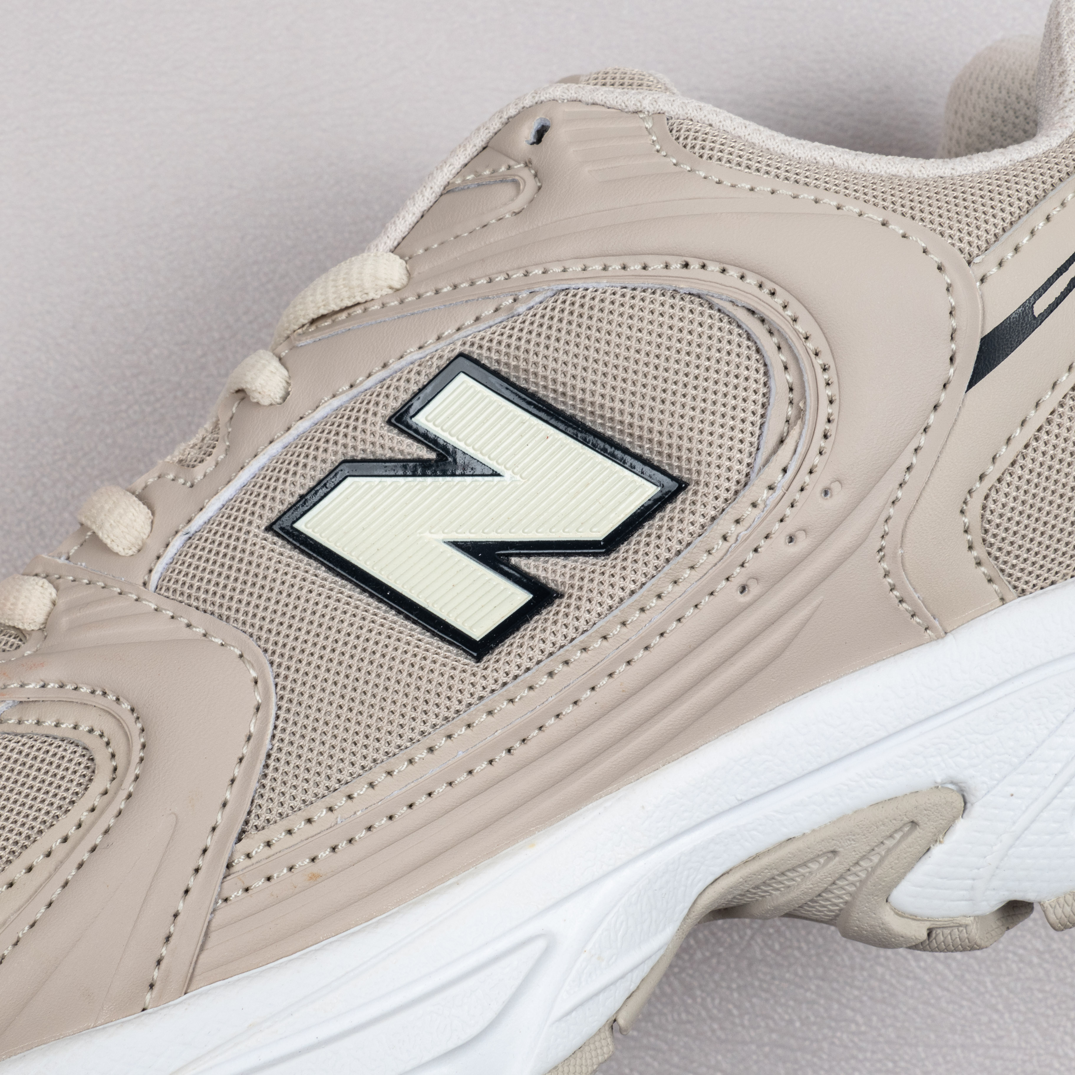 【Free Shipping】NB530系列复古跑步鞋老爹鞋 MR530SH