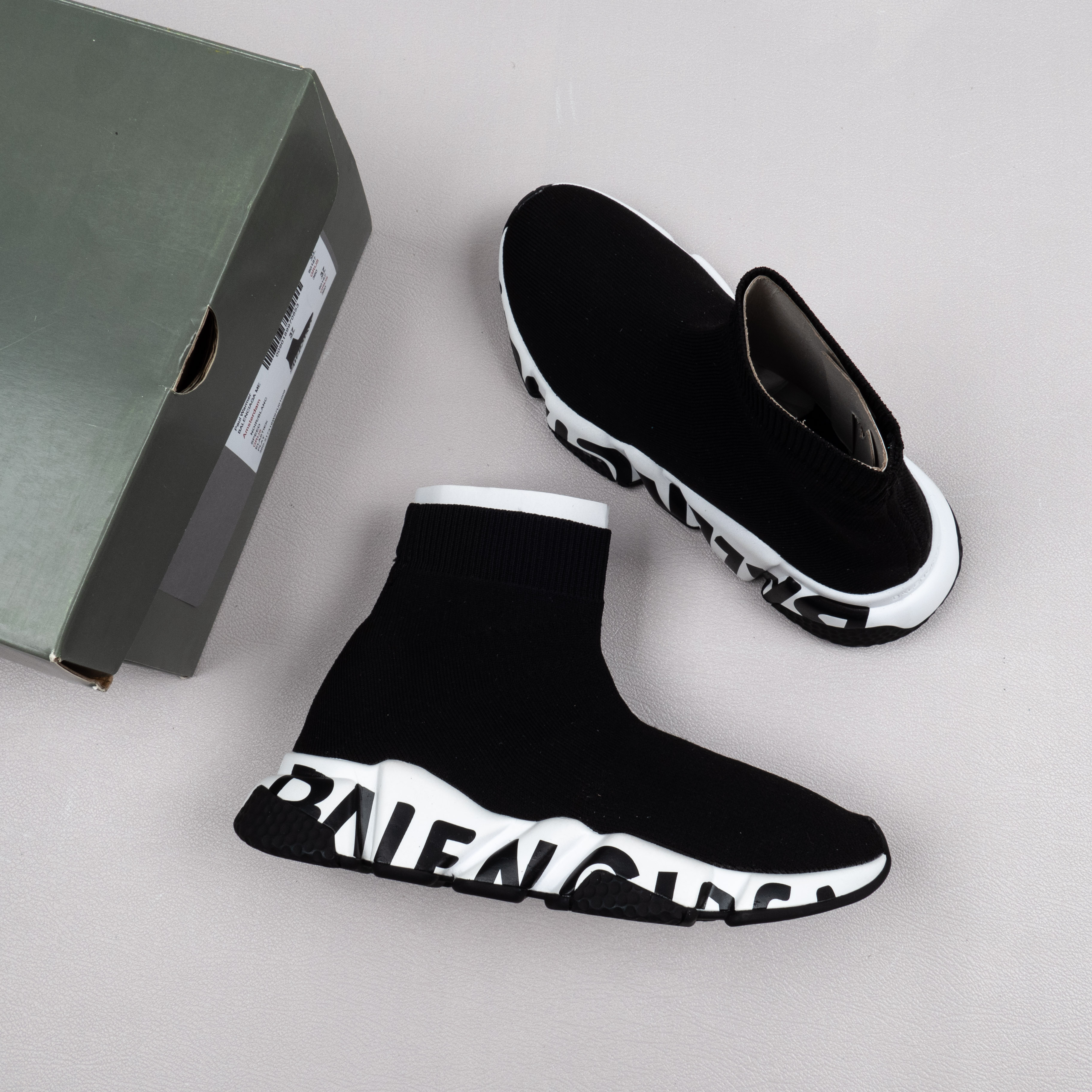 【Free Shipping】男女鞋 巴黎袜子鞋SPEED LOGO印花袜式针织运动鞋