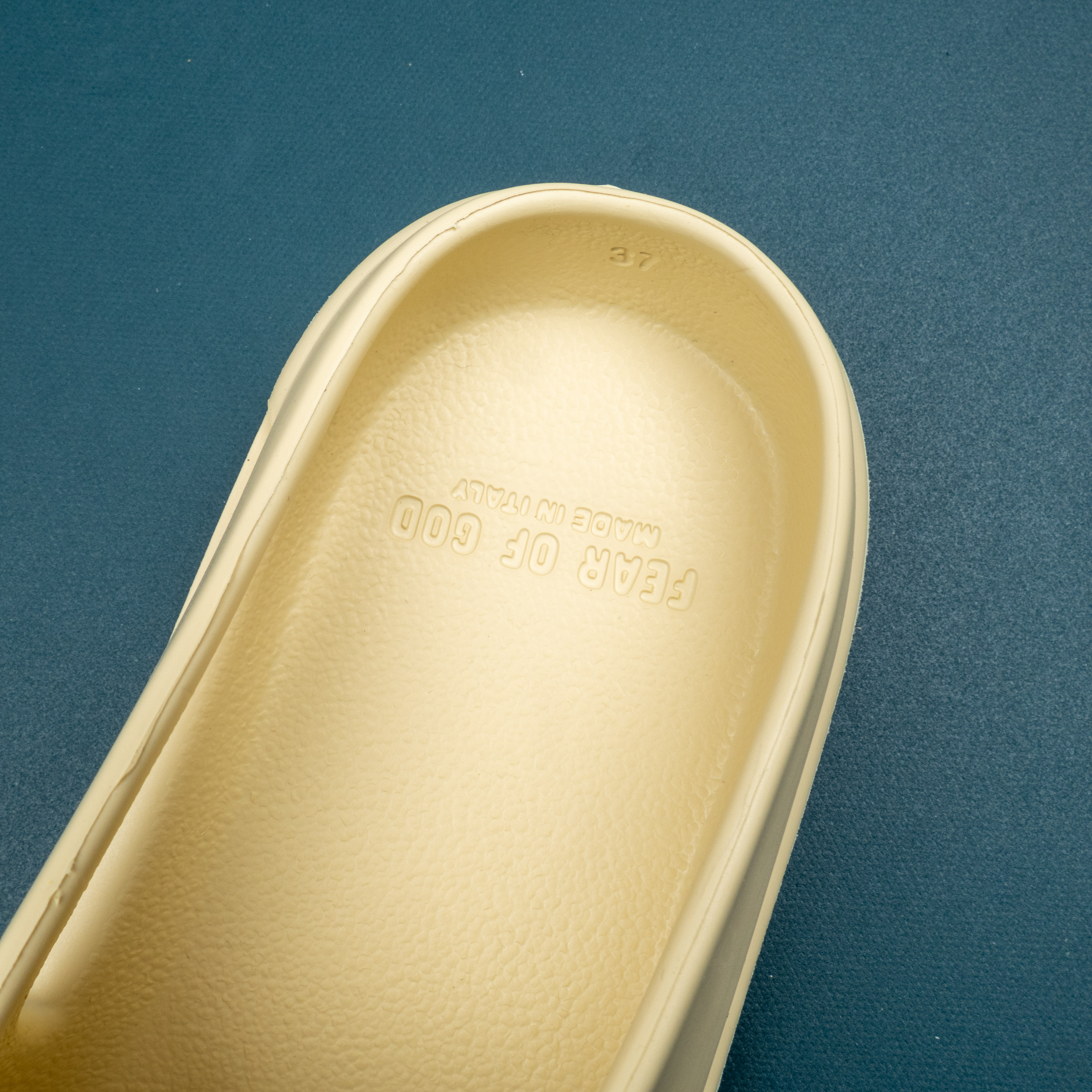 Caliornia One Stirrup Cream