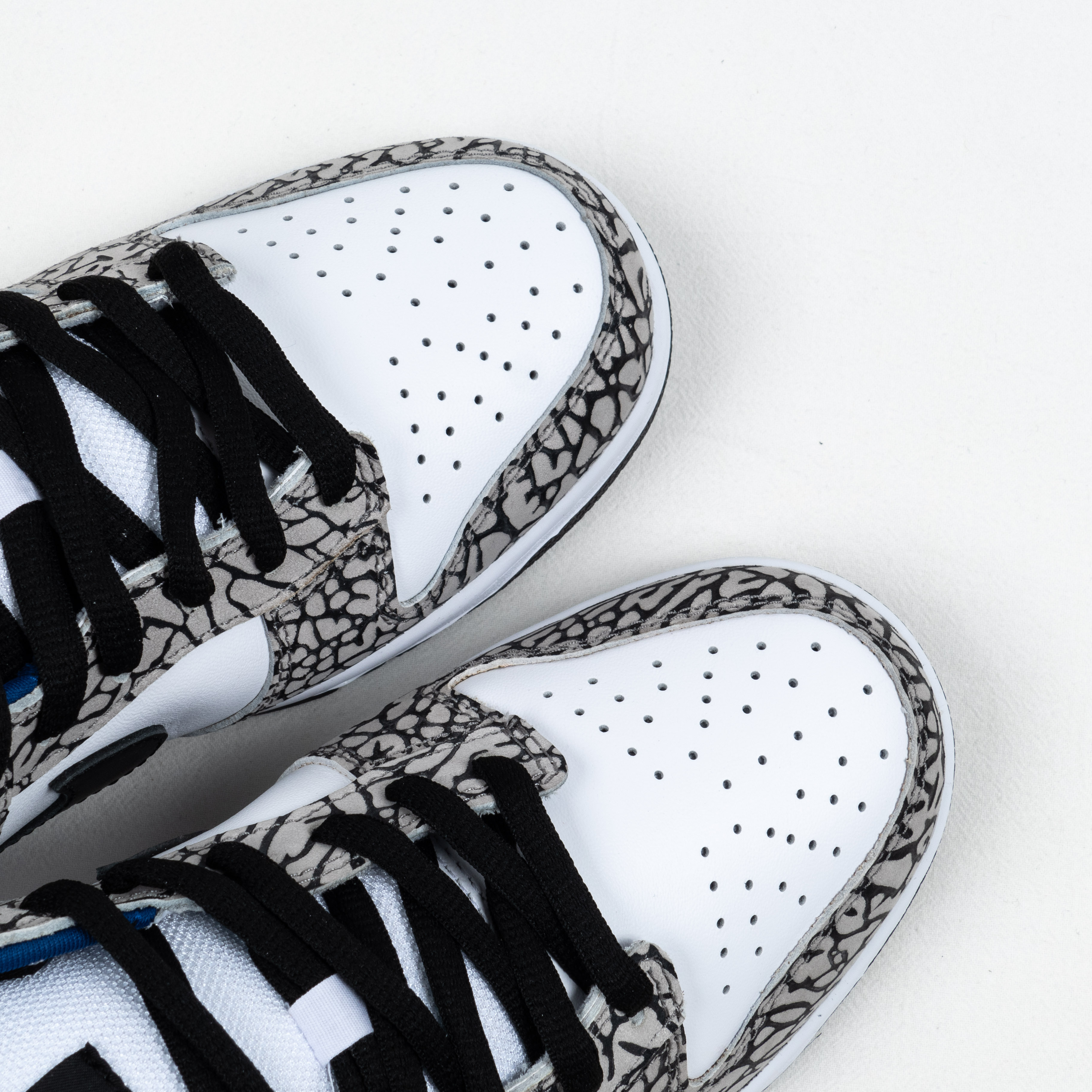 Dunk SB Low Supreme White Cement