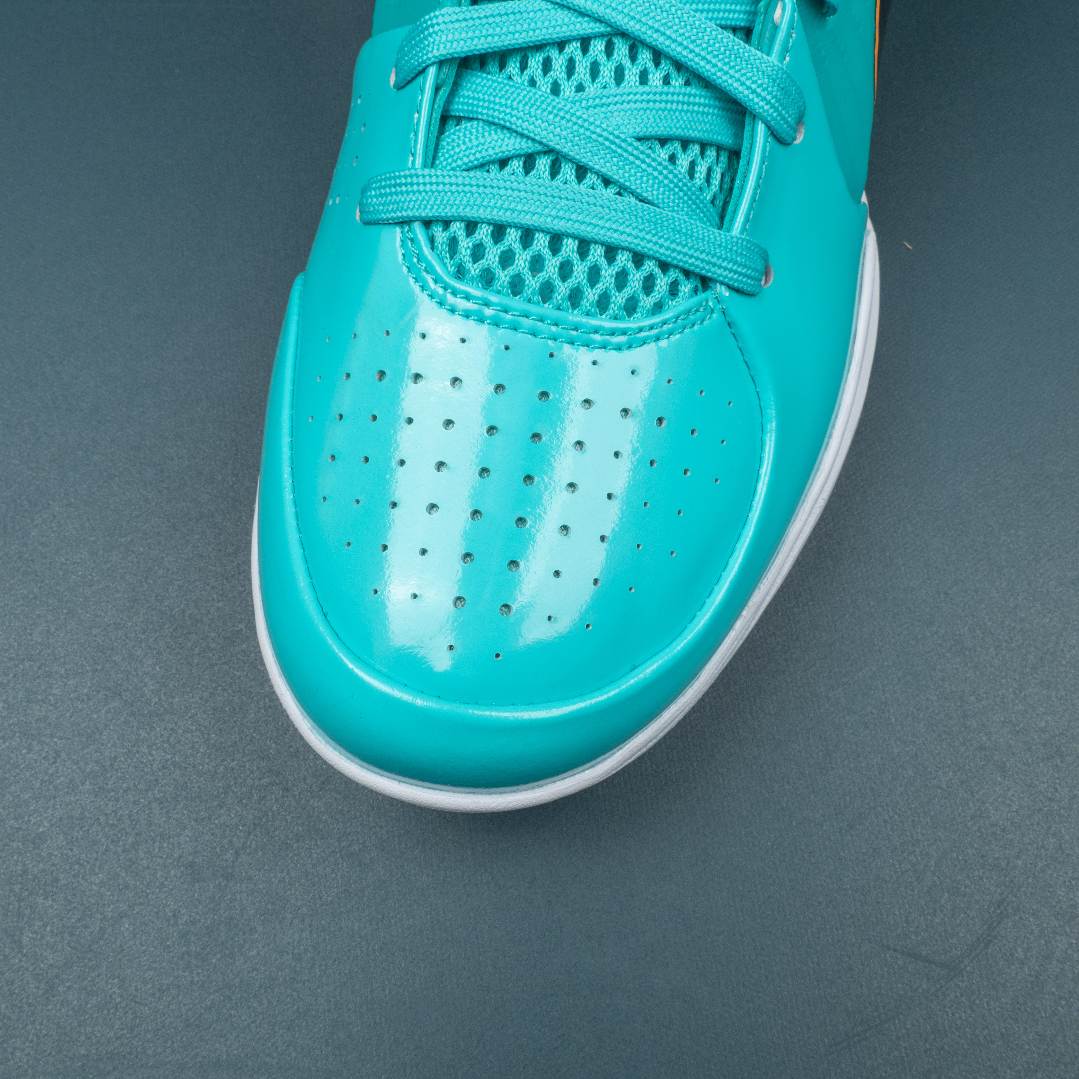 Kobe 4 Protro Undefeated San Antonio Spurs