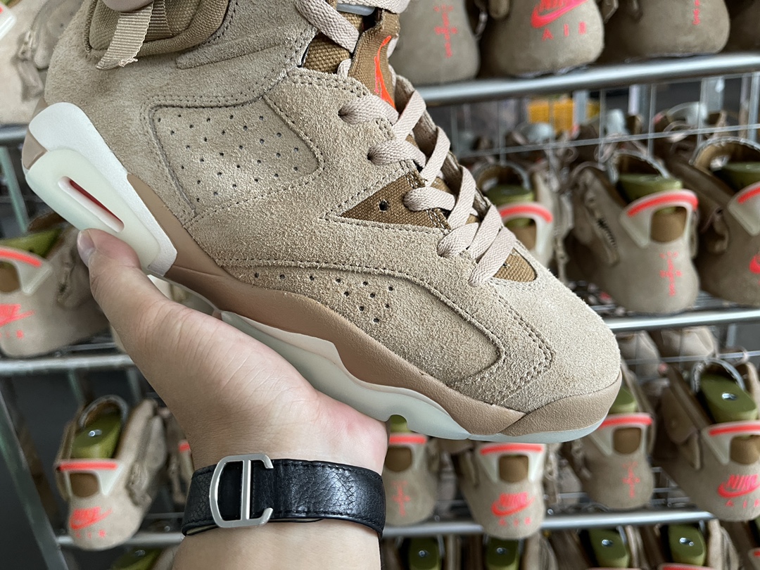 6's Retro TS British Khaki