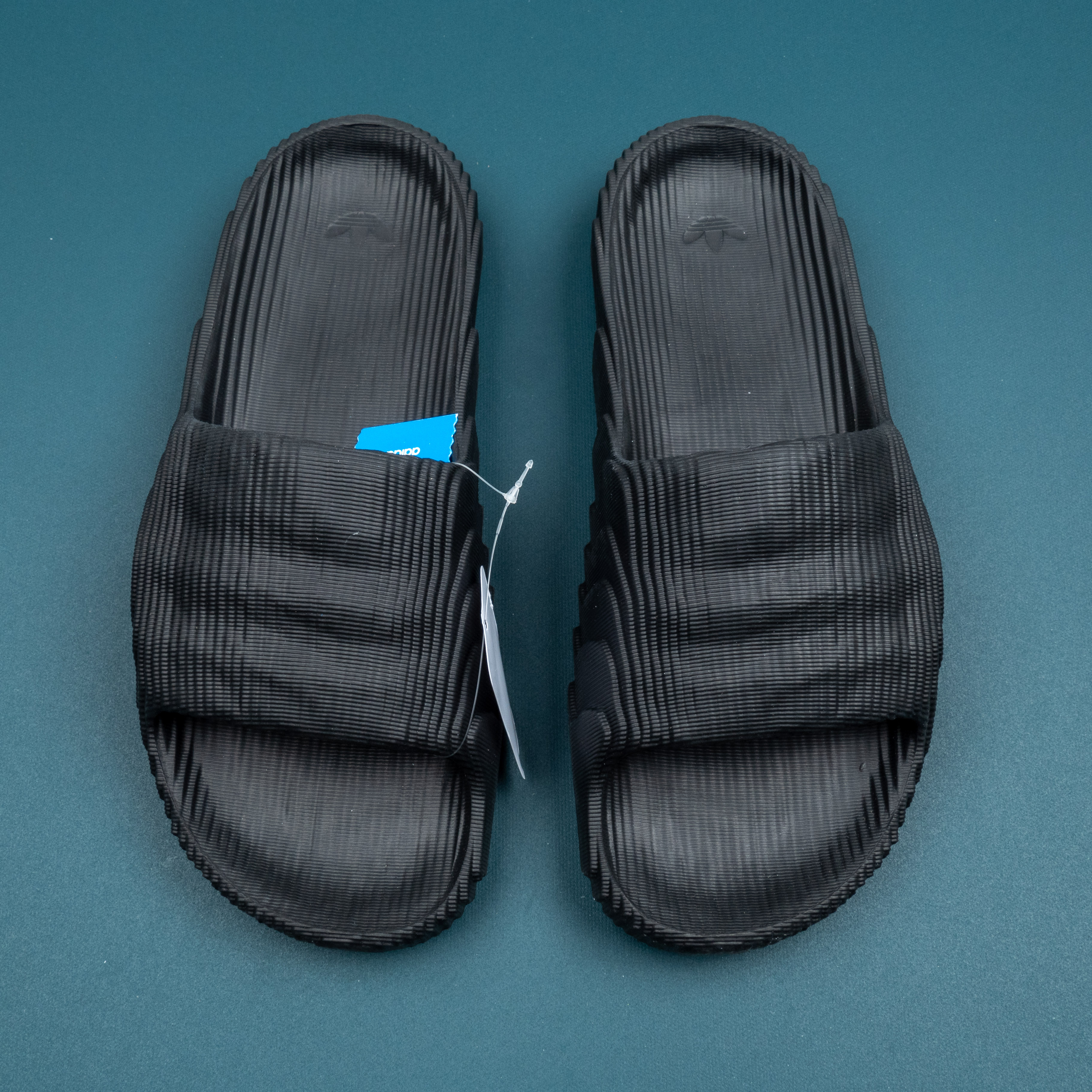 Colleettion Beach Shoes Black