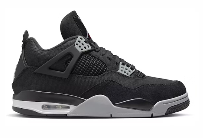 4 Retro SE Black Canvas