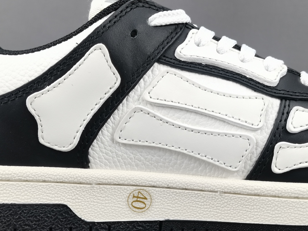 Skel Top Low Black White