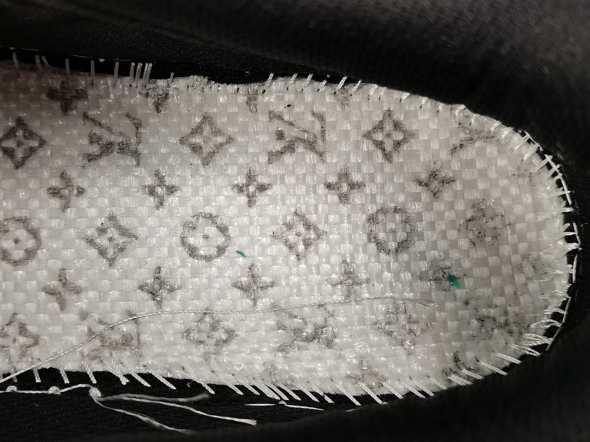 Friends & Family Black