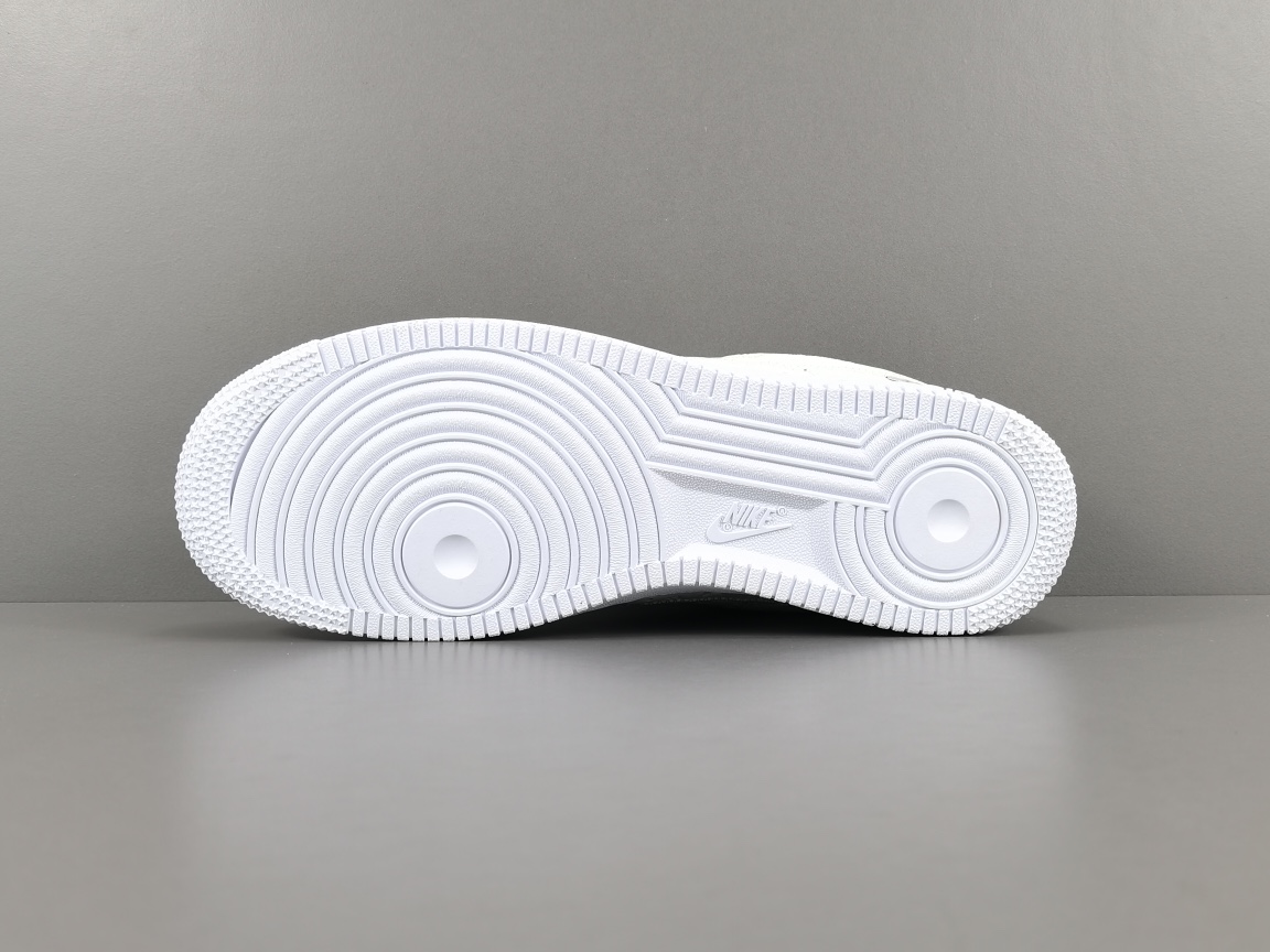 By Virgil Abloh White