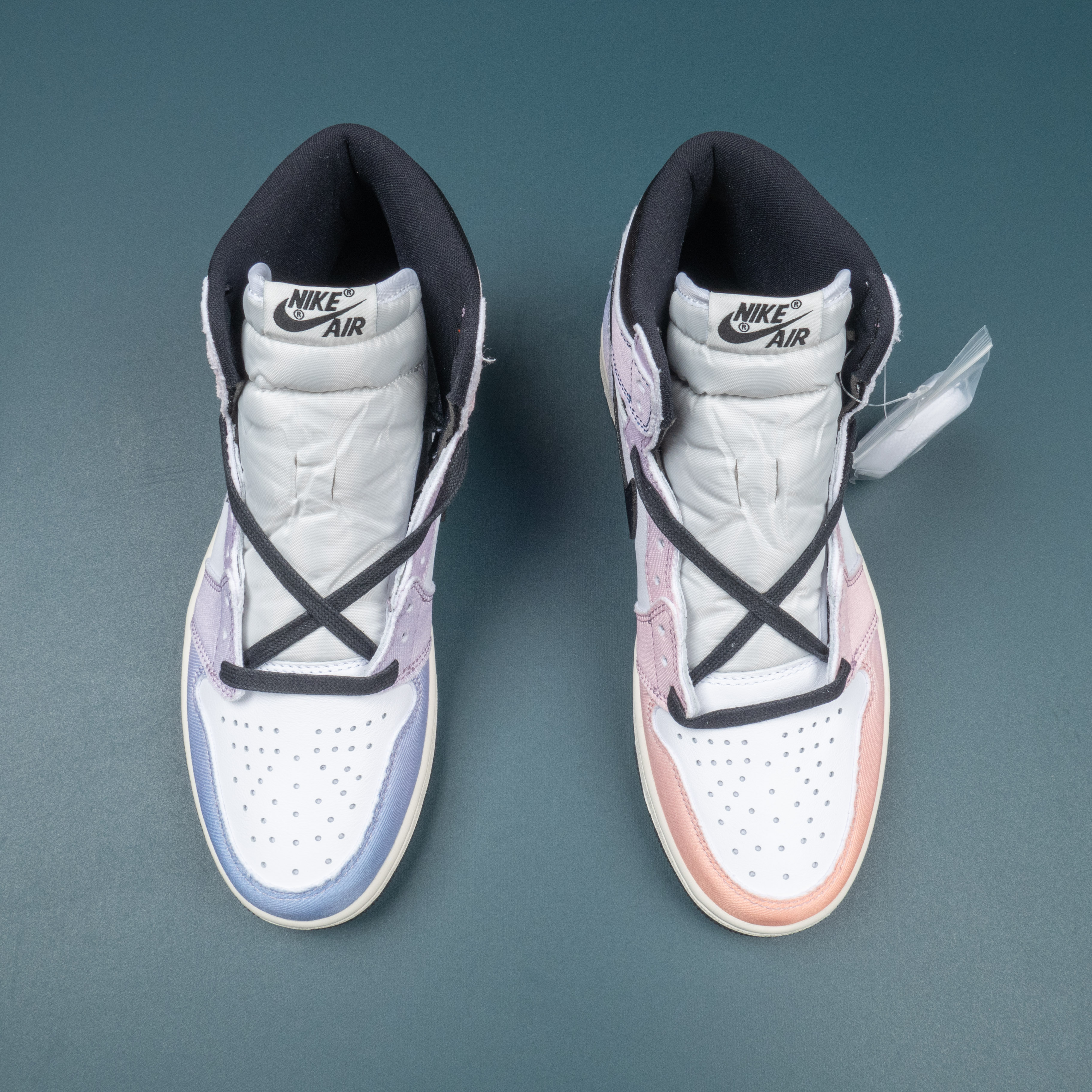 1s Retro High OG Skyline