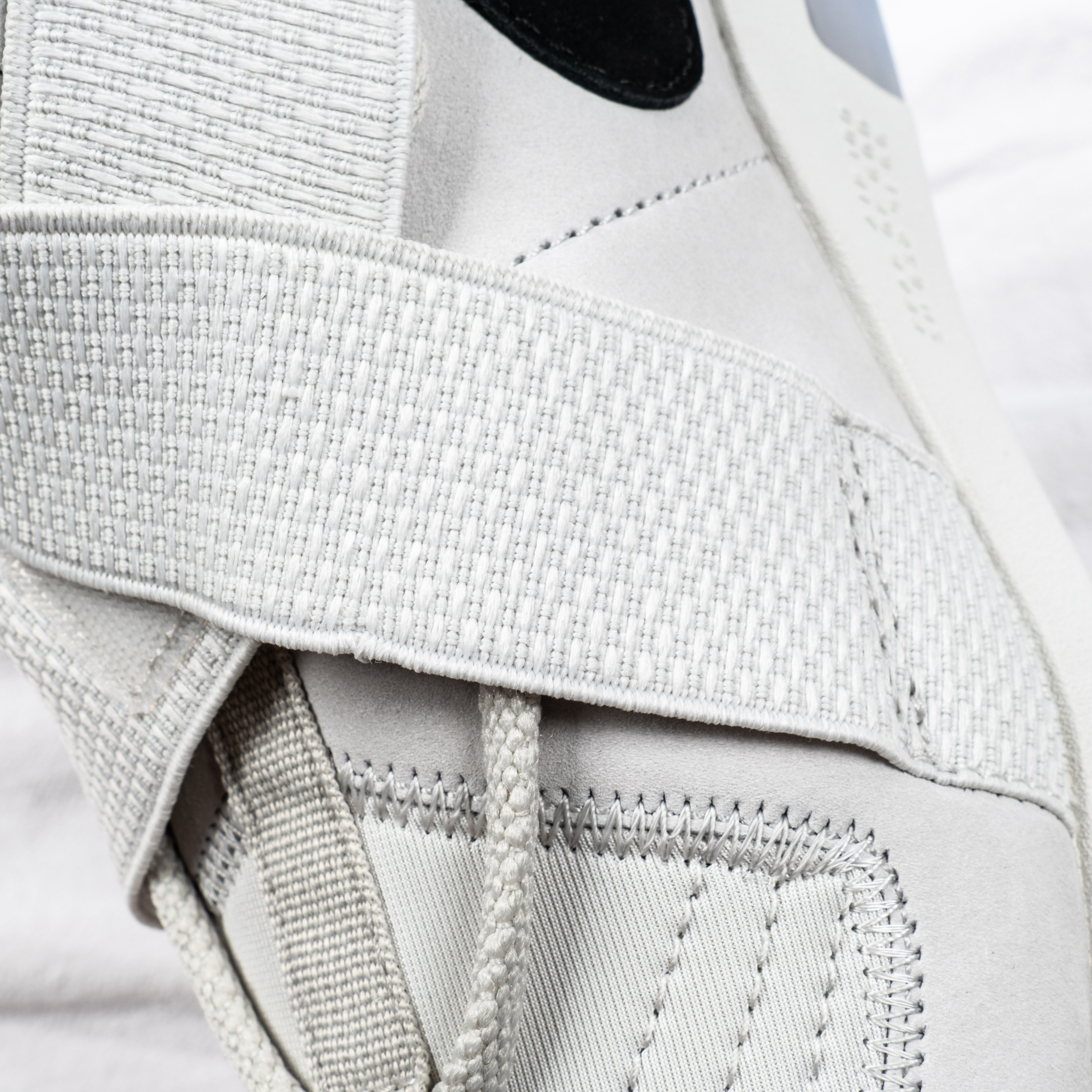 Air Fear of God Raid Light Bone