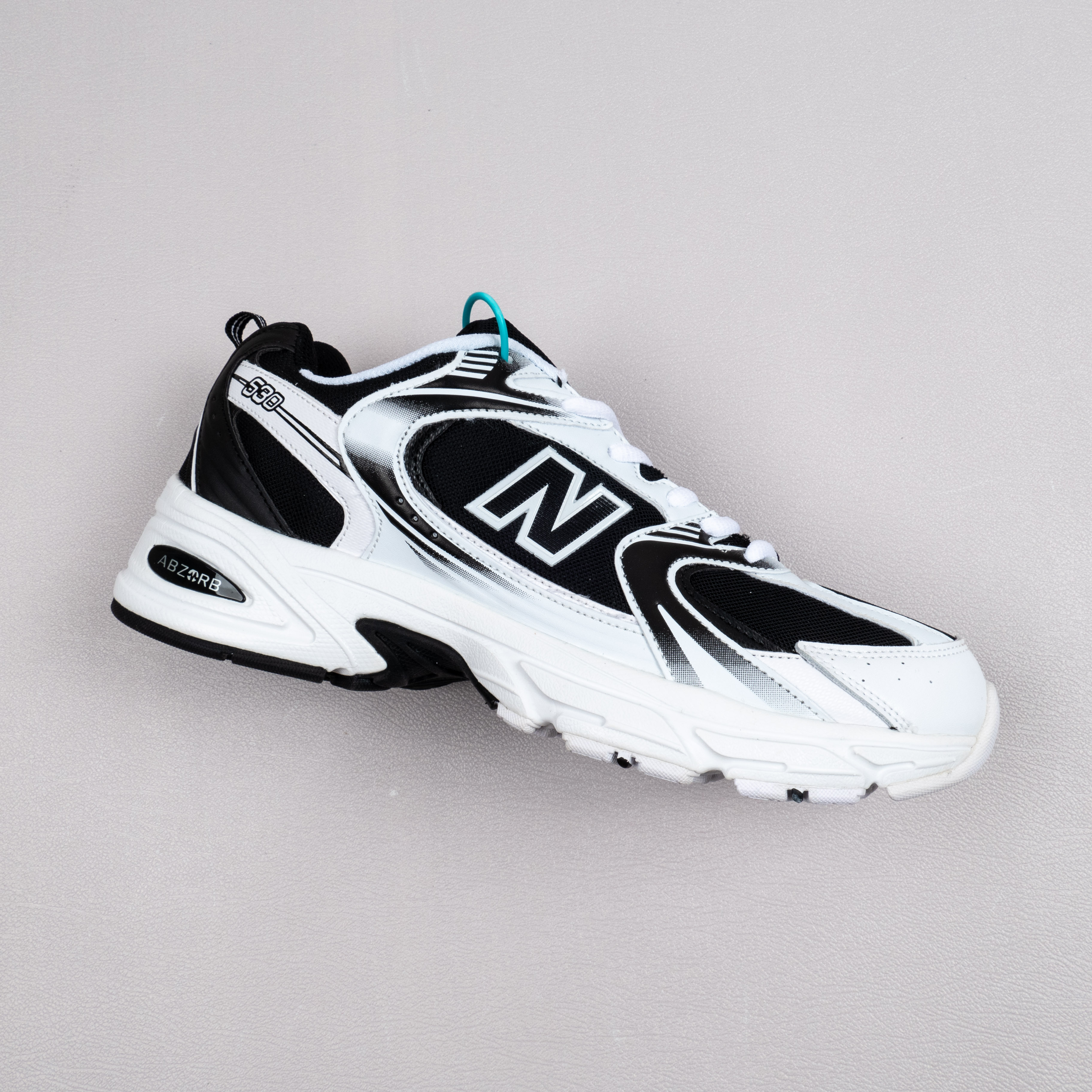 【Free Shipping】NB530系列复古跑步鞋老爹鞋 MR530SJ