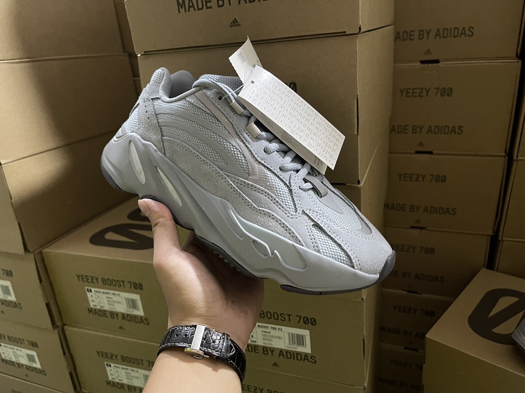 700 V2 Hospital Blue