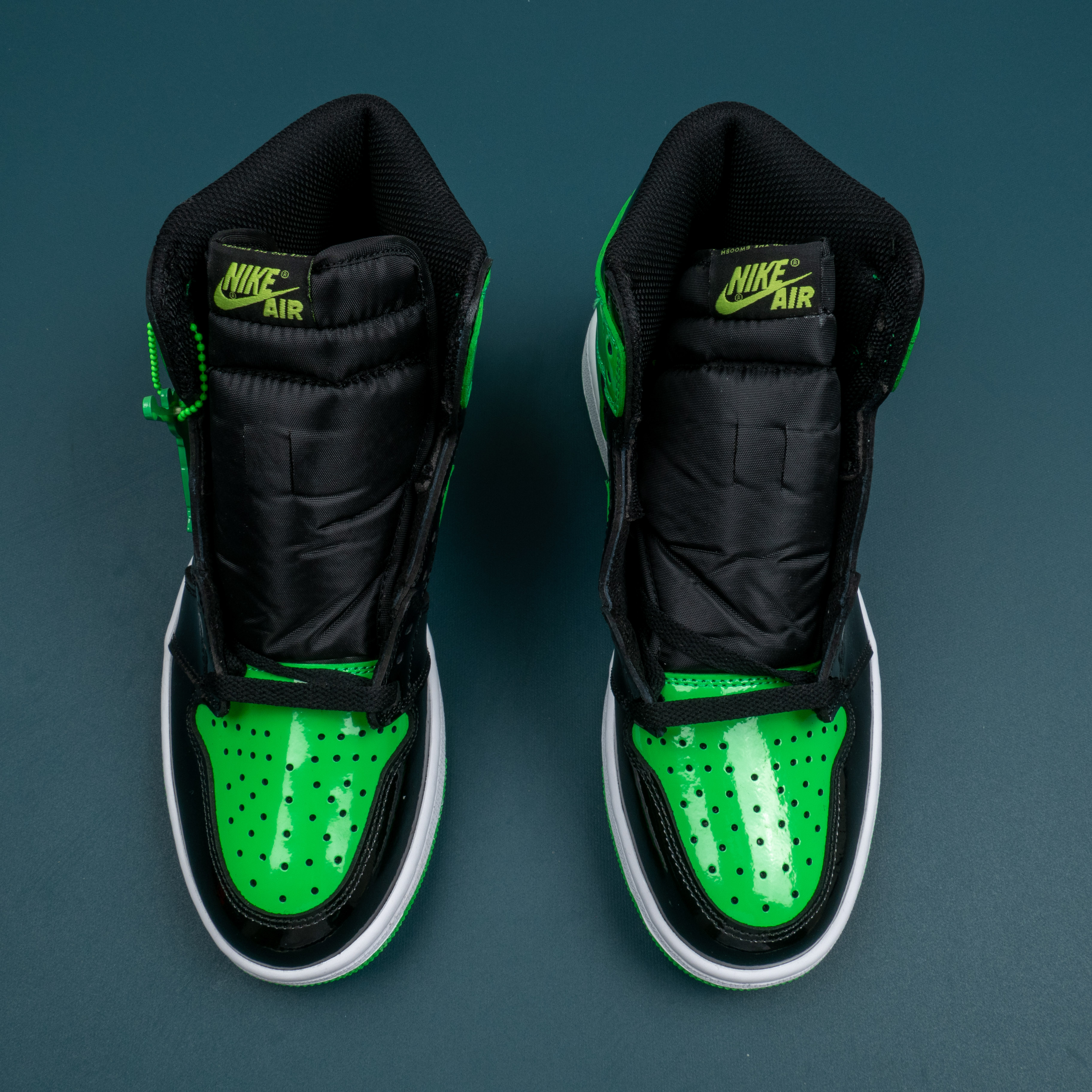 1s High Patent Black Green