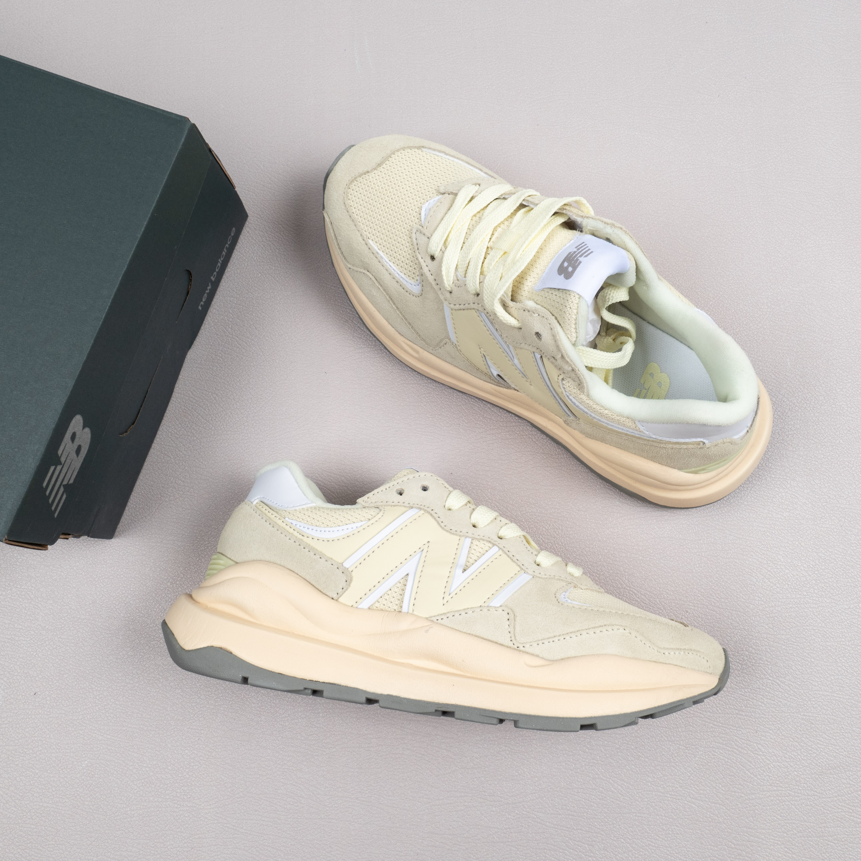 【Free Shipping】5740系列 复古休闲运动跑鞋 W5740CE