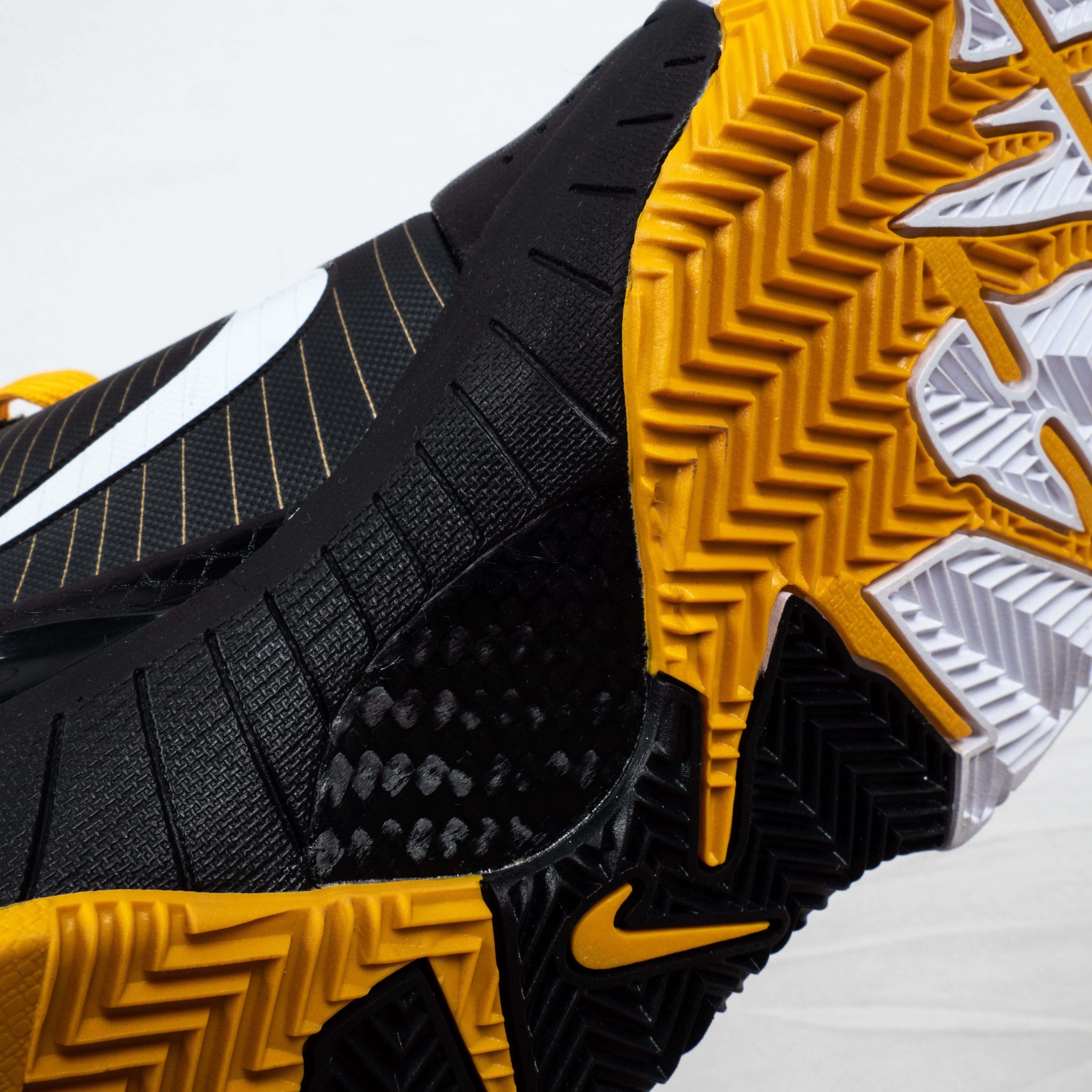 Kobe 4 Del Sol