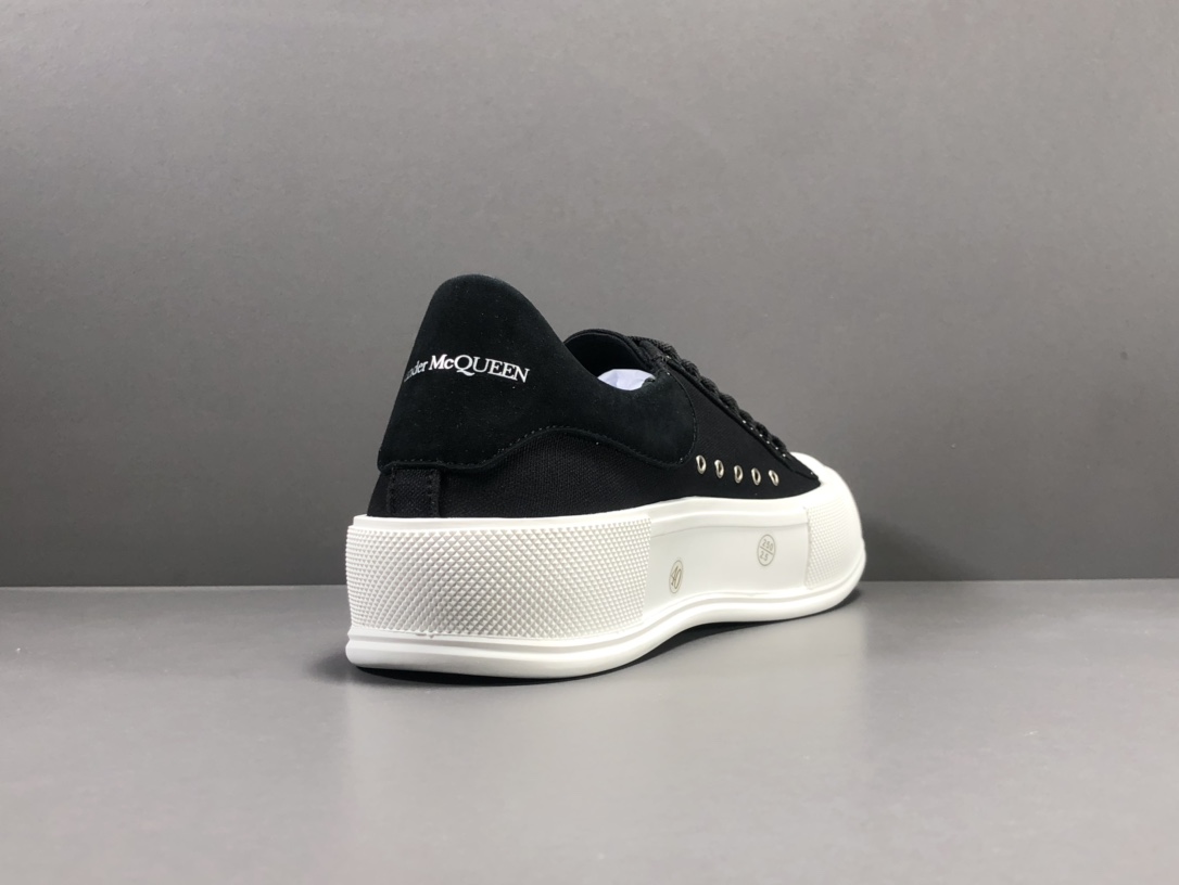 Deck Skate Plimsoll Lace-Up Black White