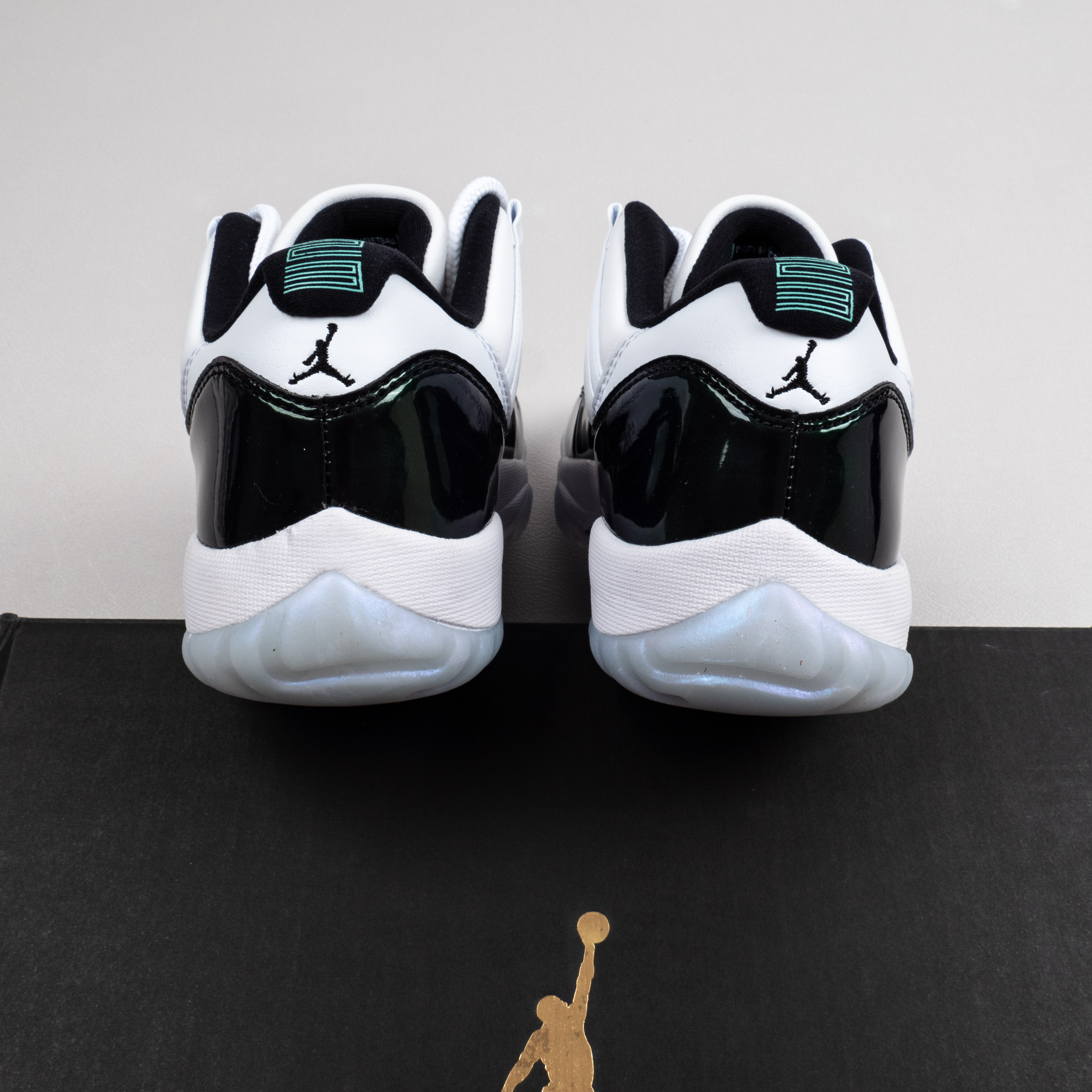 11s Retro Low Iridescent